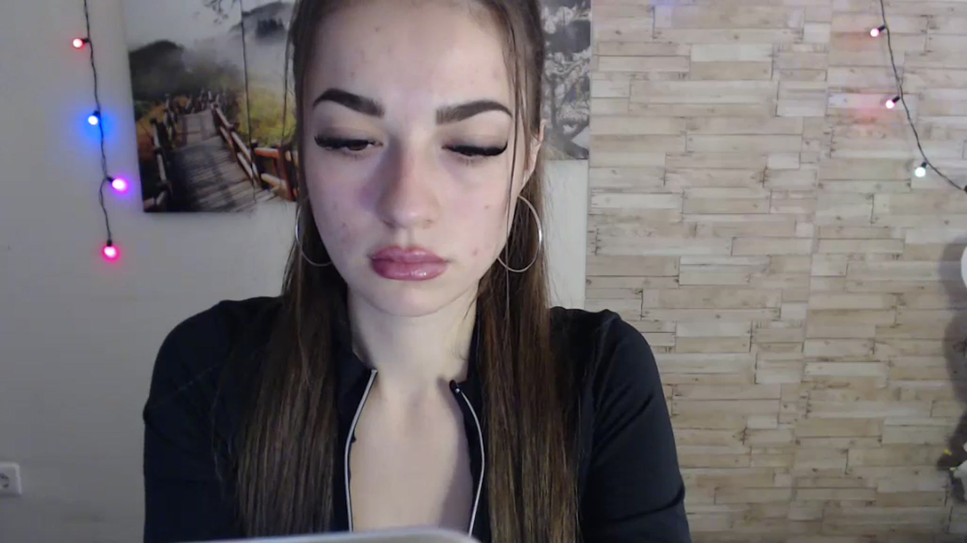 Gallery image thumbnail from Eva_Eldis's myfreecams stream on, 11/13/2023, 12:33 image 11 of 20