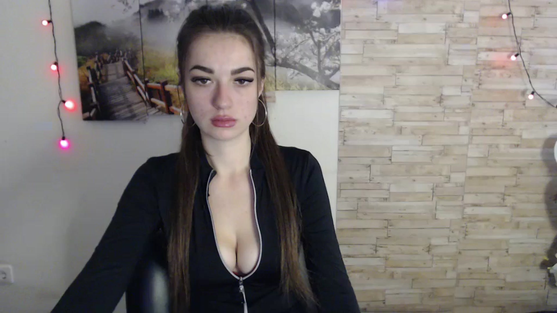 Gallery image thumbnail from Eva_Eldis's myfreecams stream on, 11/13/2023, 13:11 image 1 of 20