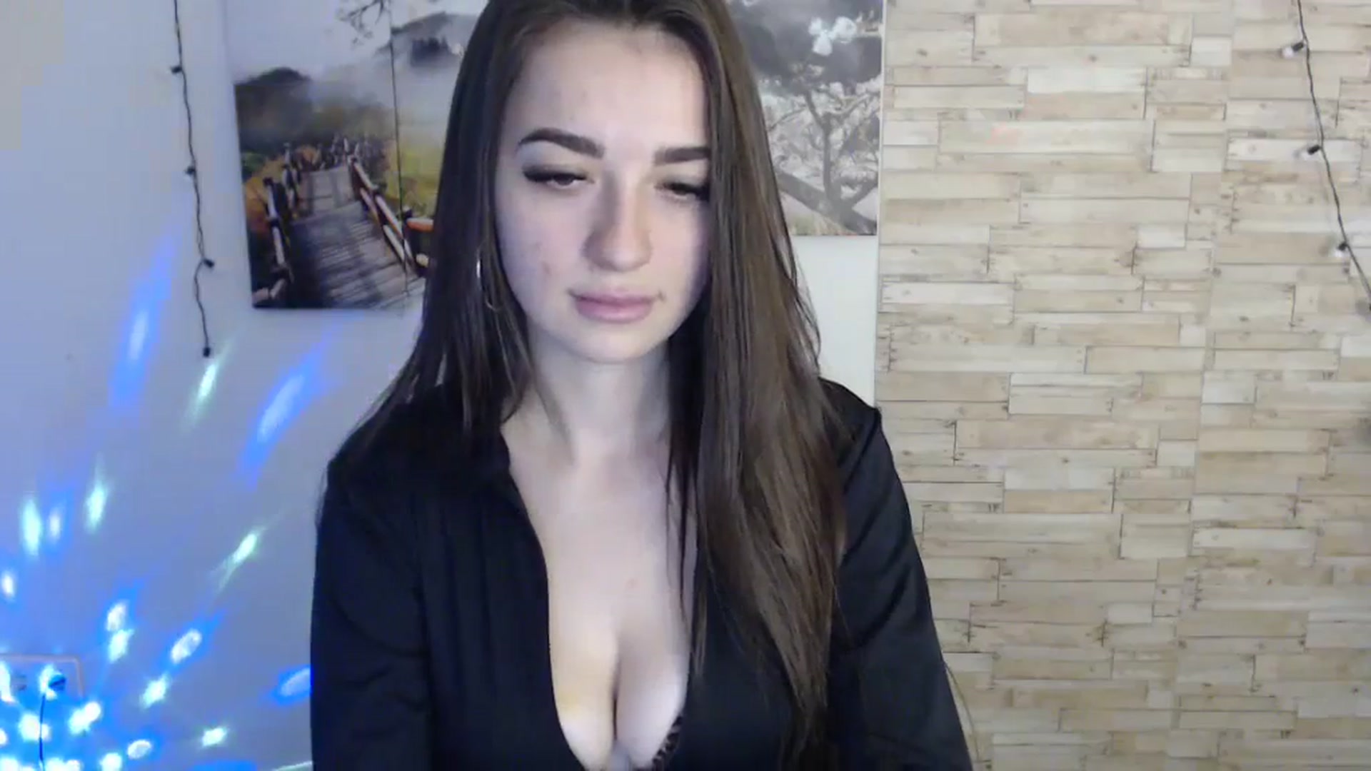 Gallery image thumbnail from Eva_Eldis's myfreecams stream on, 11/21/2023, 13:34 image 16 of 20