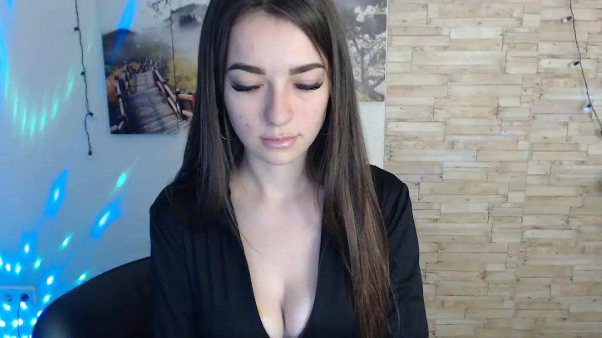 Gallery image thumbnail from Eva_Eldis's myfreecams stream on, 11/21/2023, 14:44 image 20 of 20
