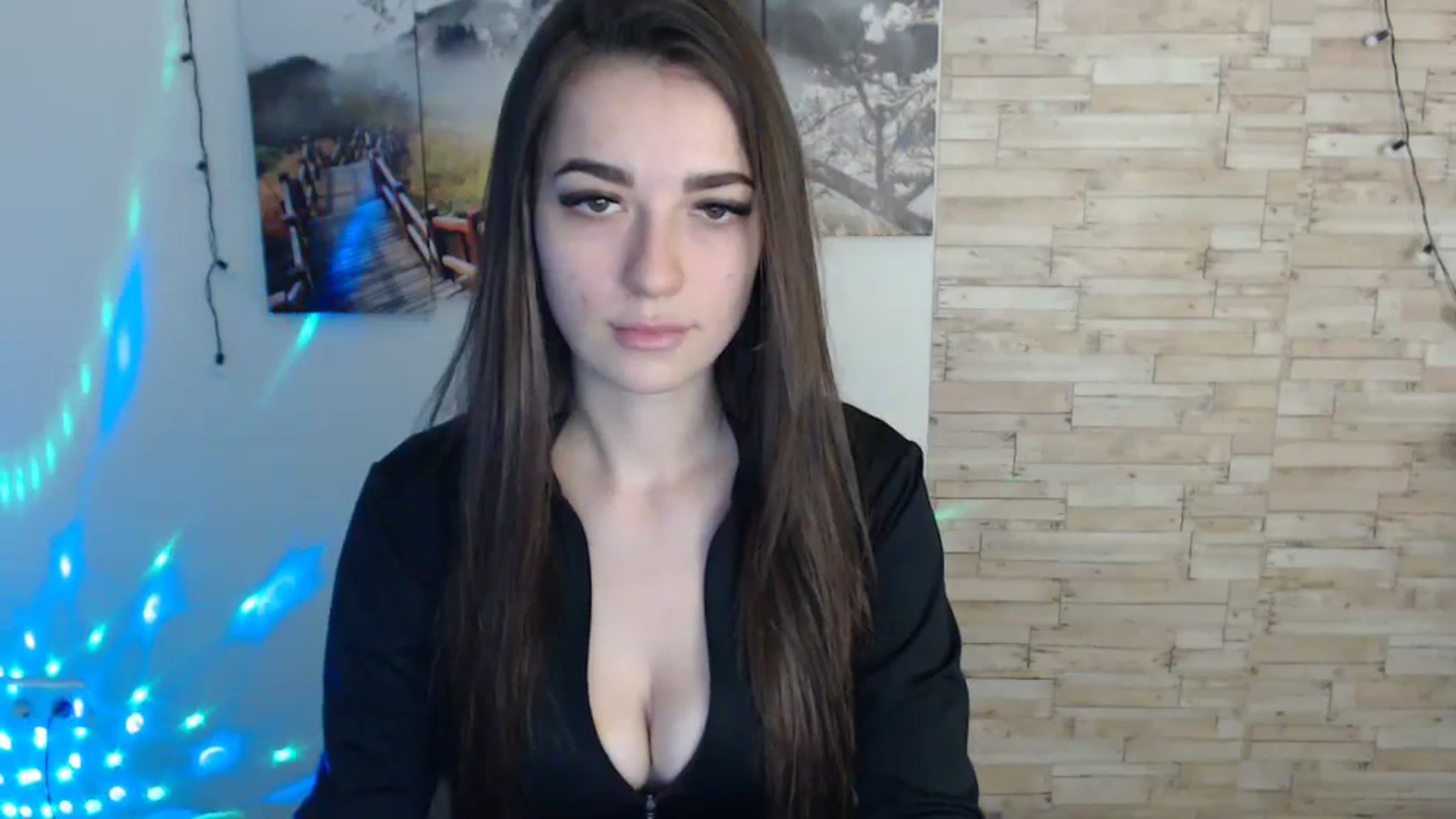 Gallery image thumbnail from Eva_Eldis's myfreecams stream on, 11/21/2023, 14:44 image 12 of 20