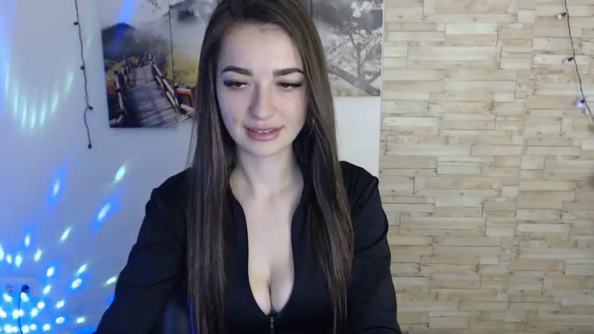 Gallery image thumbnail from Eva_Eldis's myfreecams stream on, 11/21/2023, 14:44 image 8 of 20