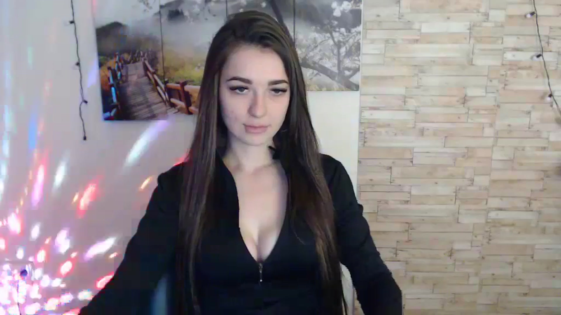 Gallery image thumbnail from Eva_Eldis's myfreecams stream on, 11/21/2023, 14:44 image 9 of 20