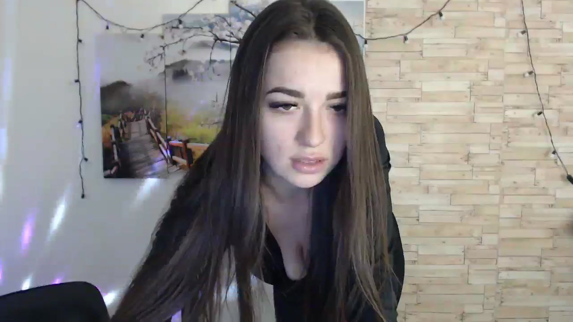 Gallery image thumbnail from Eva_Eldis's myfreecams stream on, 11/21/2023, 16:22 image 19 of 20