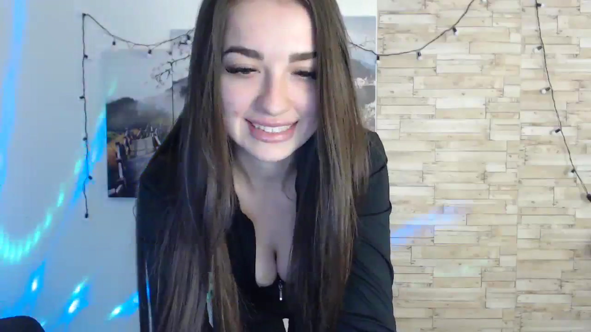 Gallery image thumbnail from Eva_Eldis's myfreecams stream on, 11/21/2023, 16:22 image 9 of 20