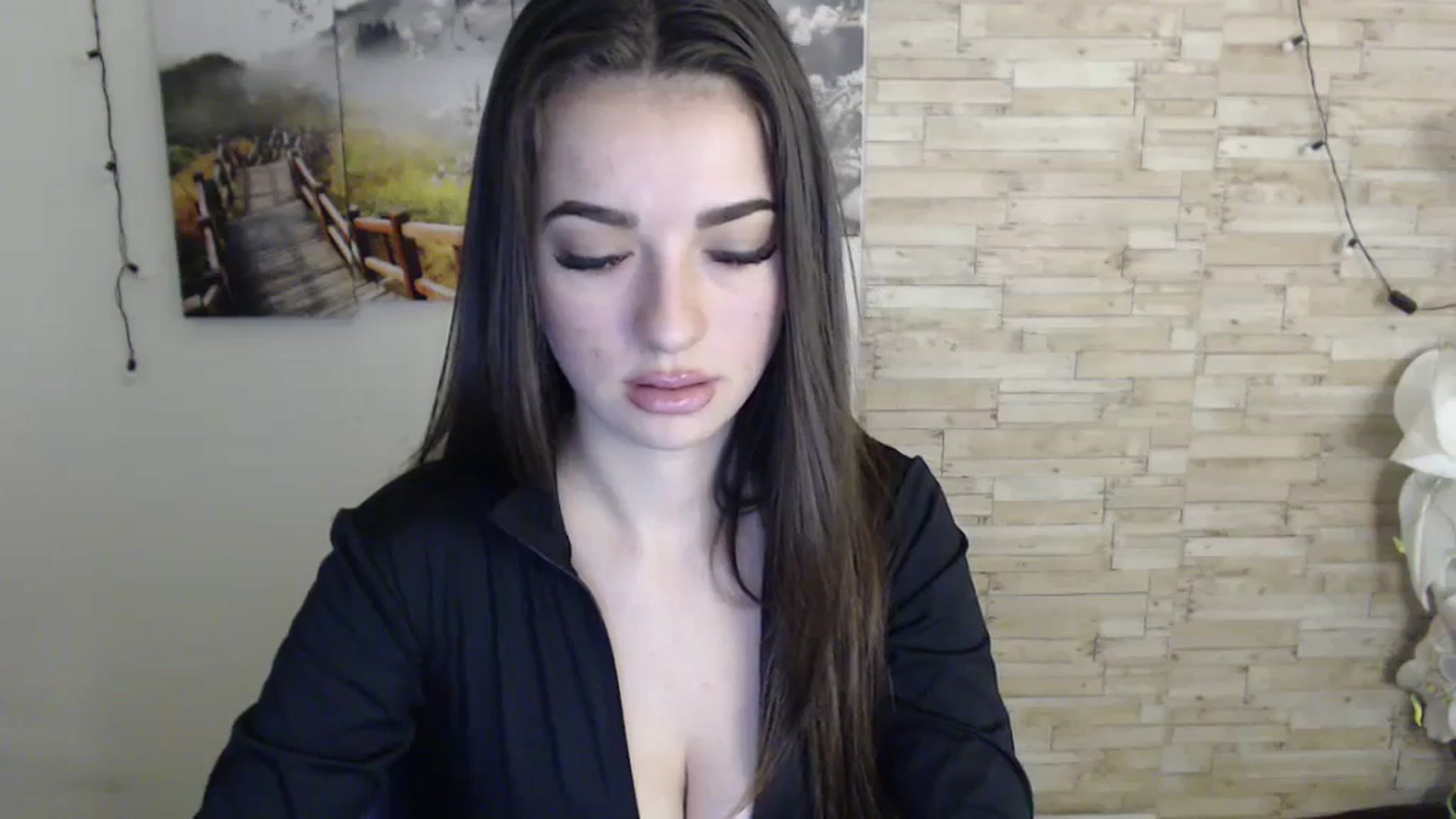 Gallery image thumbnail from Eva_Eldis's myfreecams stream on, 11/22/2023, 14:22 image 19 of 20
