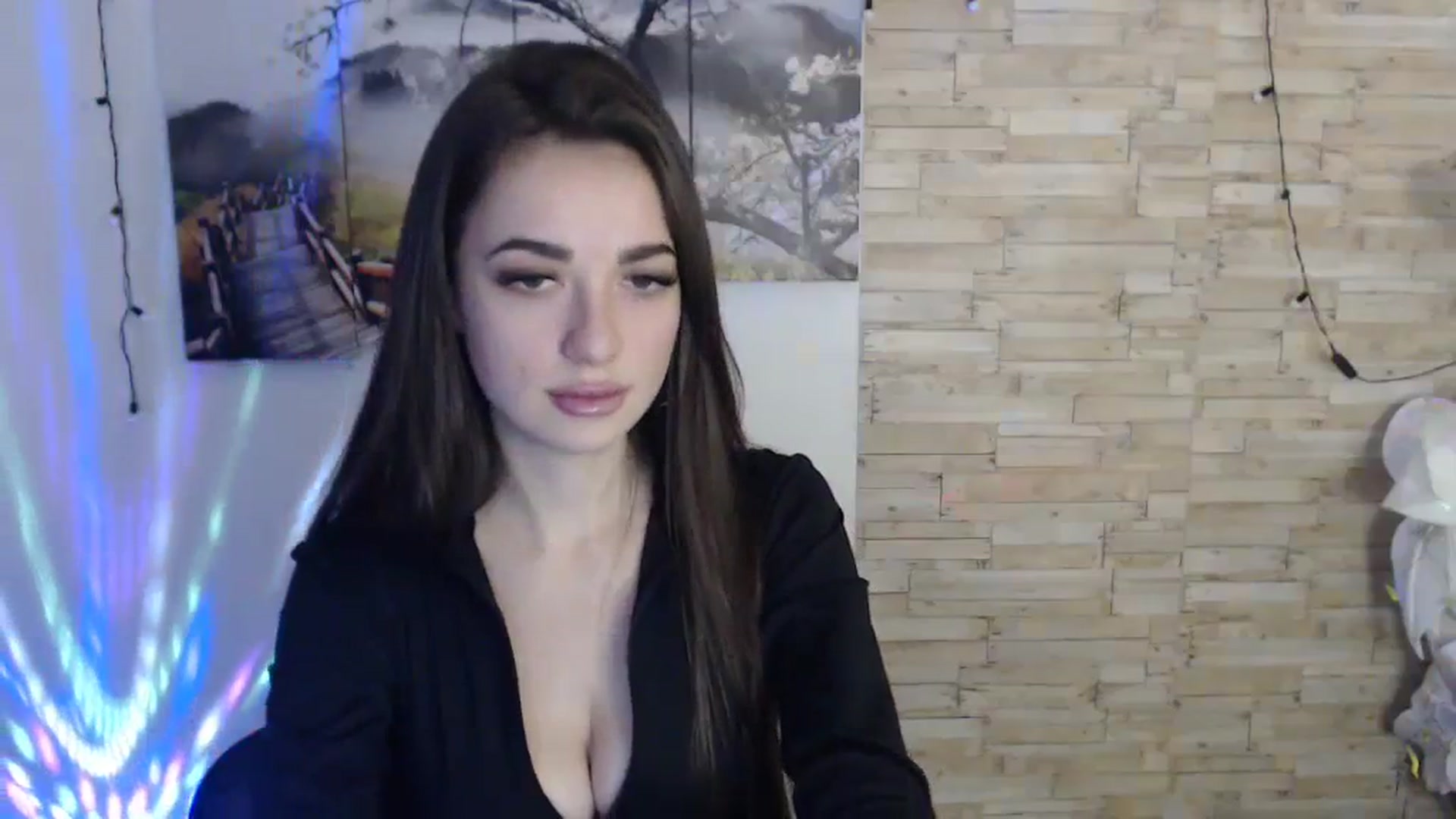 Gallery image thumbnail from Eva_Eldis's myfreecams stream on, 11/24/2023, 15:07 image 13 of 20