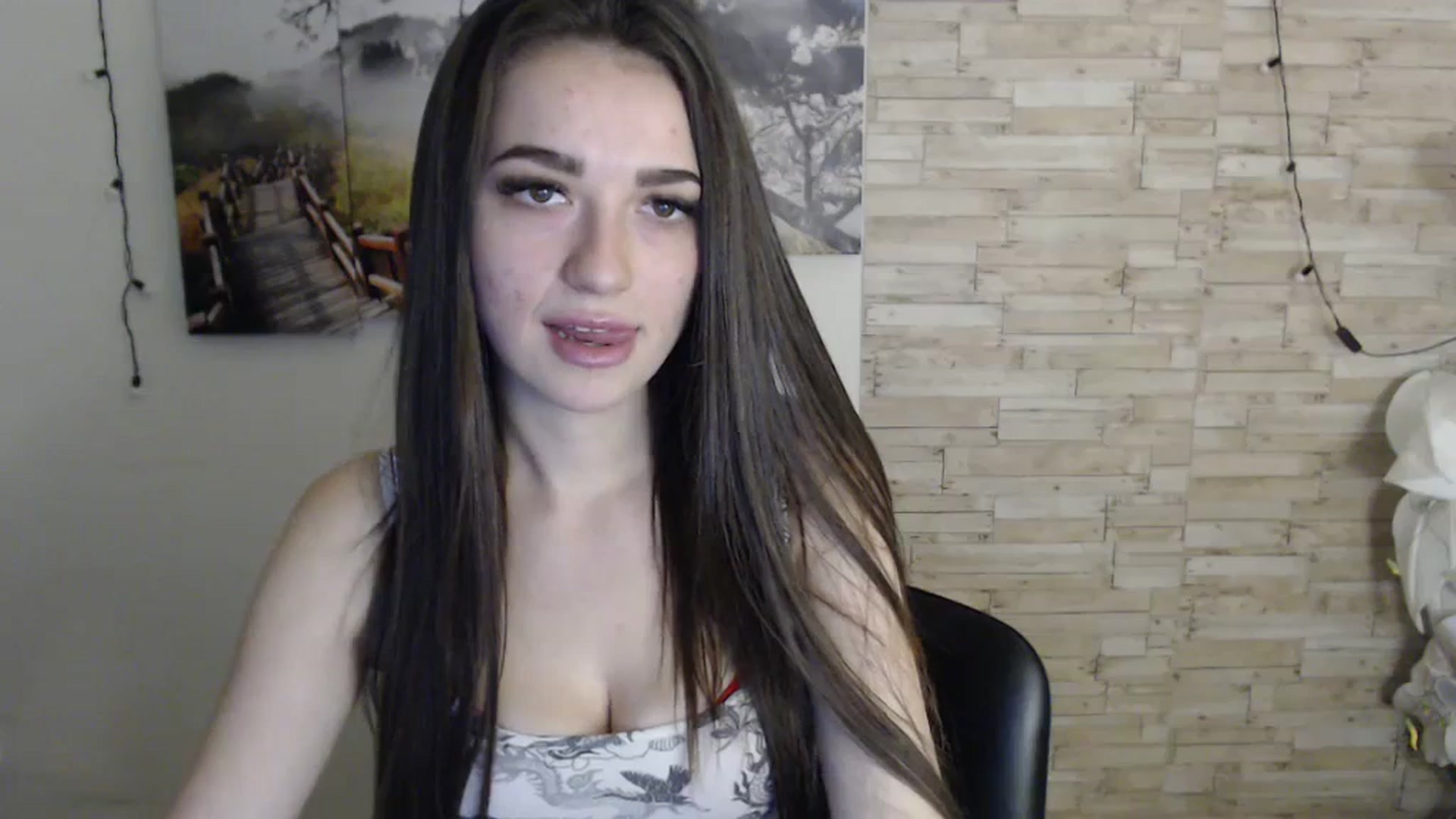 Gallery image thumbnail from Eva_Eldis's myfreecams stream on, 11/25/2023, 17:04 image 12 of 20