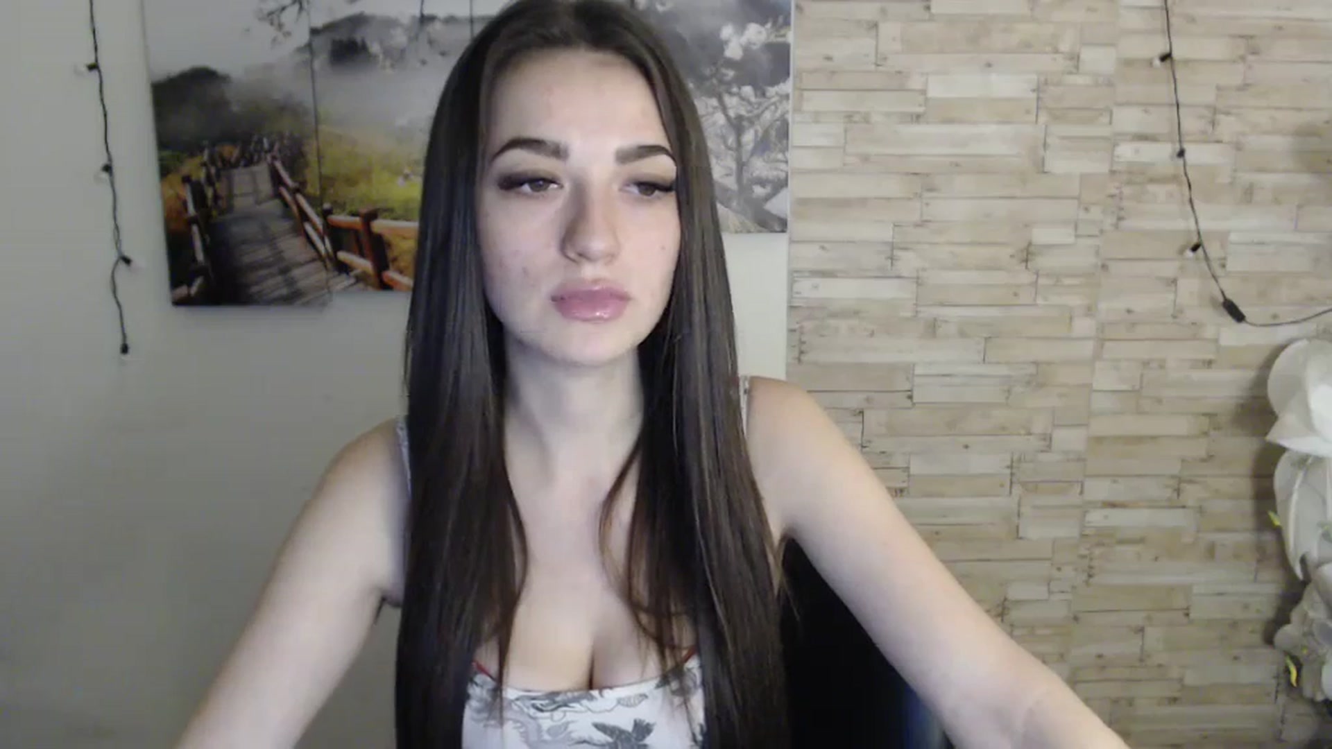 Gallery image thumbnail from Eva_Eldis's myfreecams stream on, 11/25/2023, 17:04 image 6 of 20