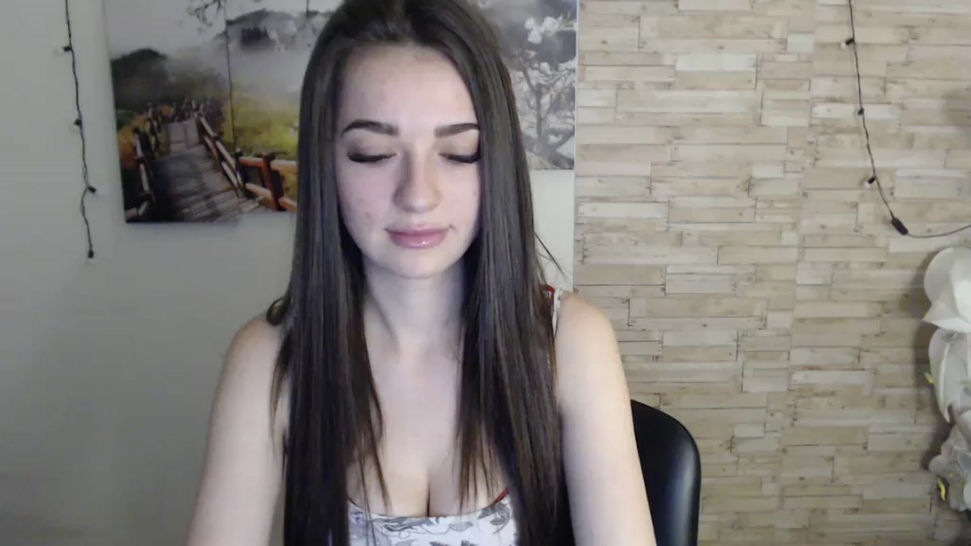 Gallery image thumbnail from Eva_Eldis's myfreecams stream on, 11/25/2023, 17:04 image 8 of 20