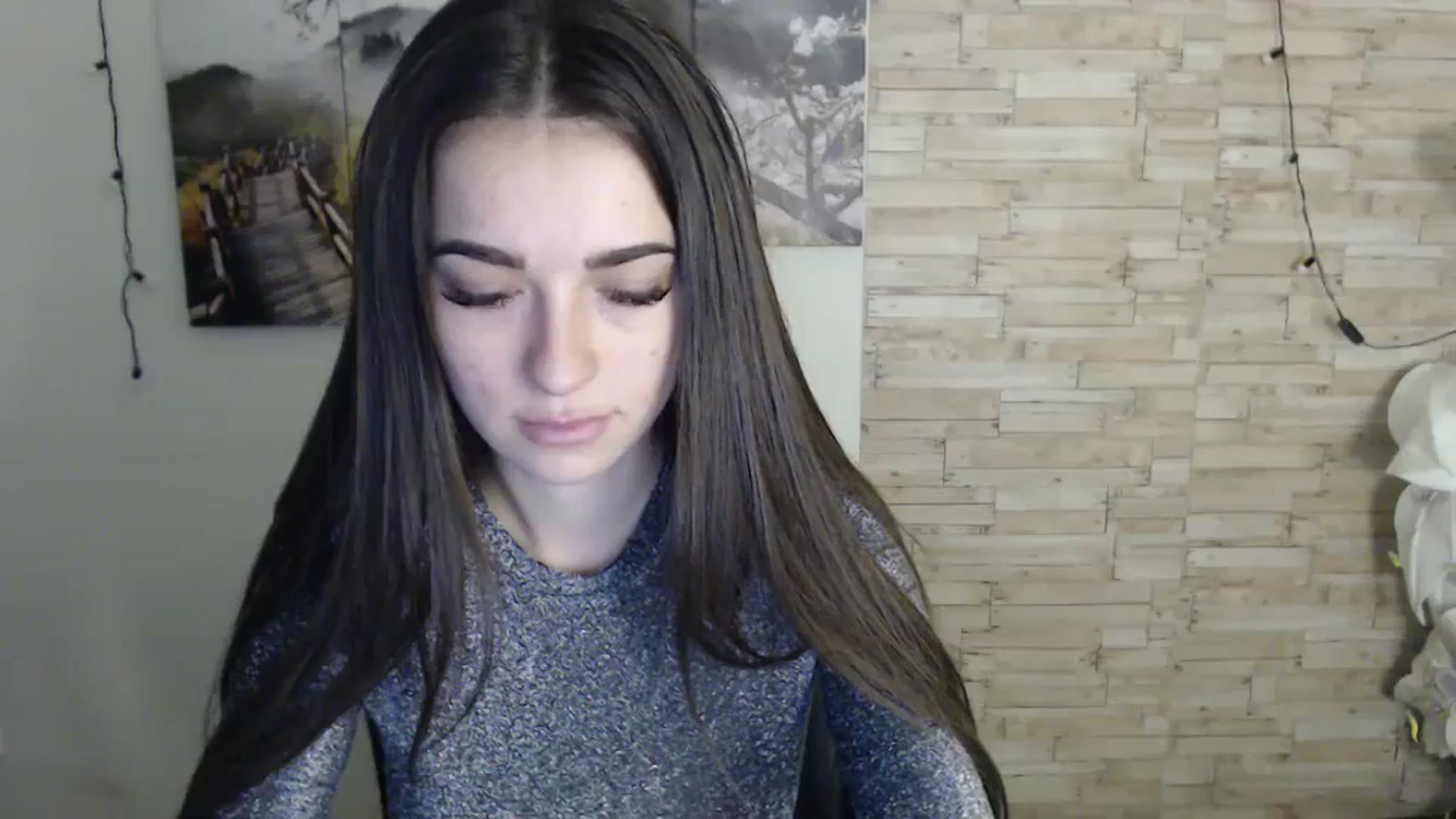 Gallery image thumbnail from Eva_Eldis's myfreecams stream on, 11/27/2023, 16:43 image 8 of 20