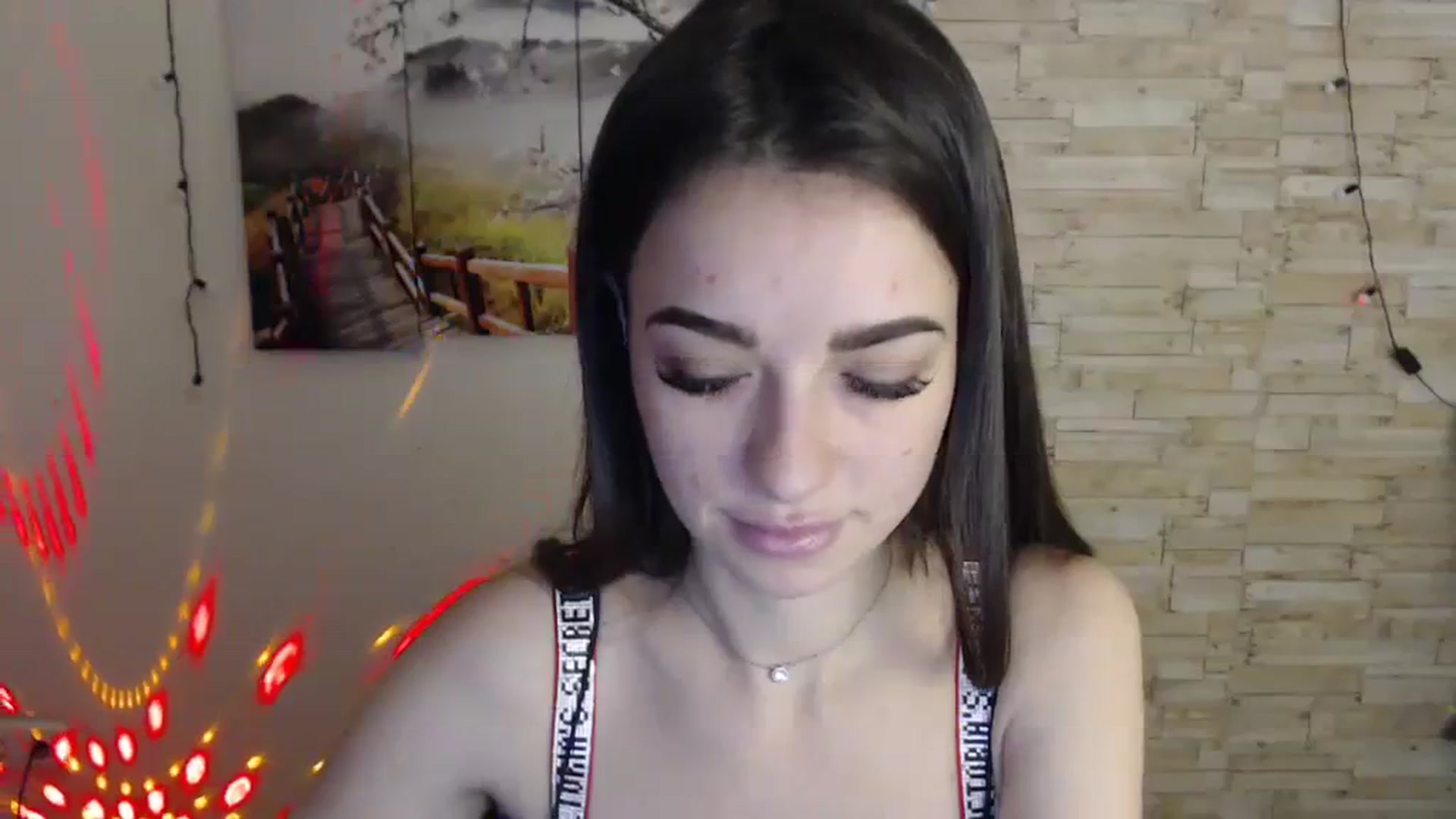 Gallery image thumbnail from Eva_Eldis's myfreecams stream on, 12/12/2023, 17:15 image 9 of 20