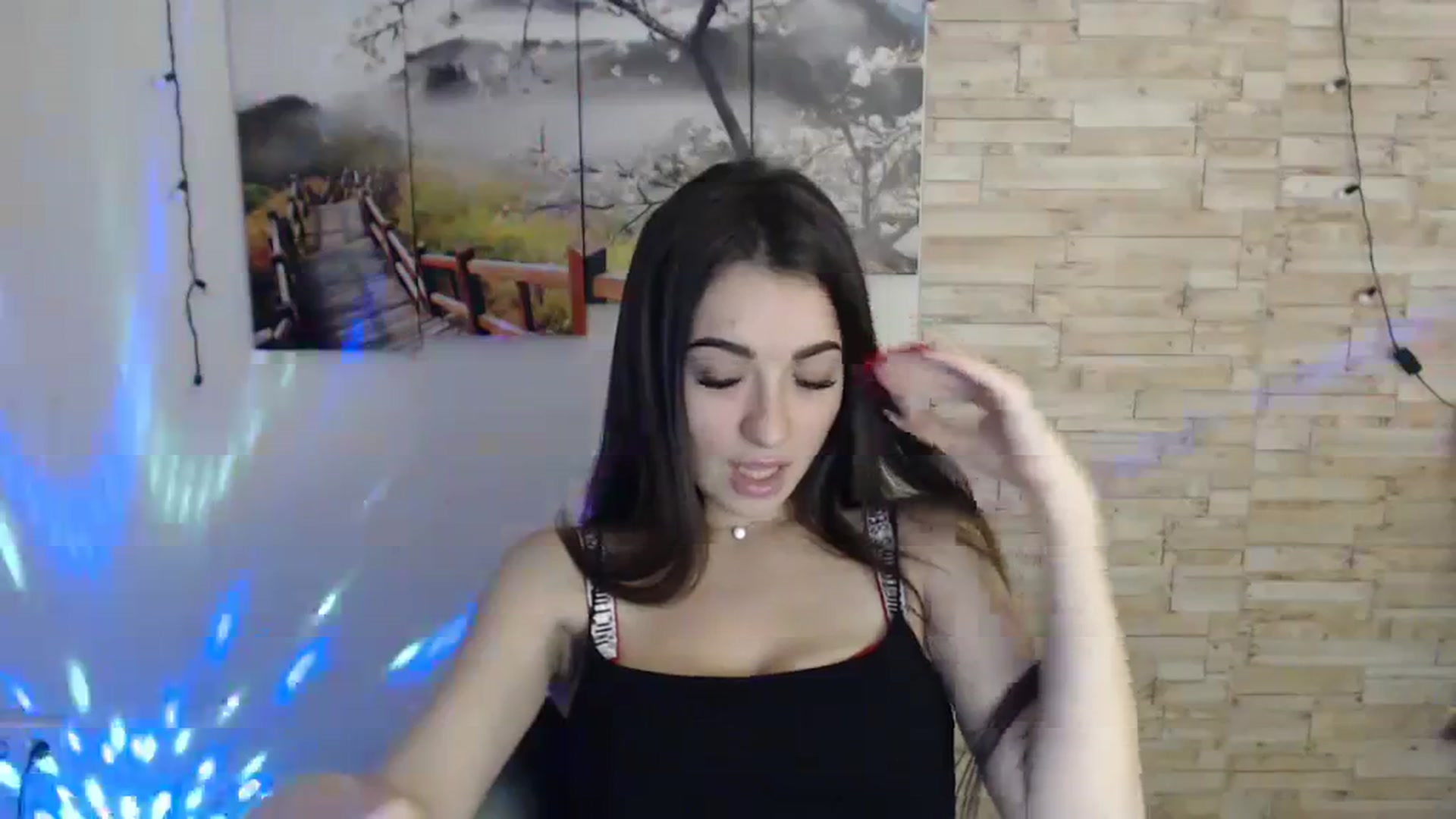 Gallery image thumbnail from Eva_Eldis's myfreecams stream on, 12/12/2023, 17:15 image 12 of 20