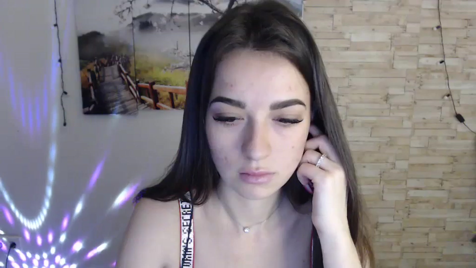 Gallery image thumbnail from Eva_Eldis's myfreecams stream on, 12/12/2023, 17:37 image 16 of 20