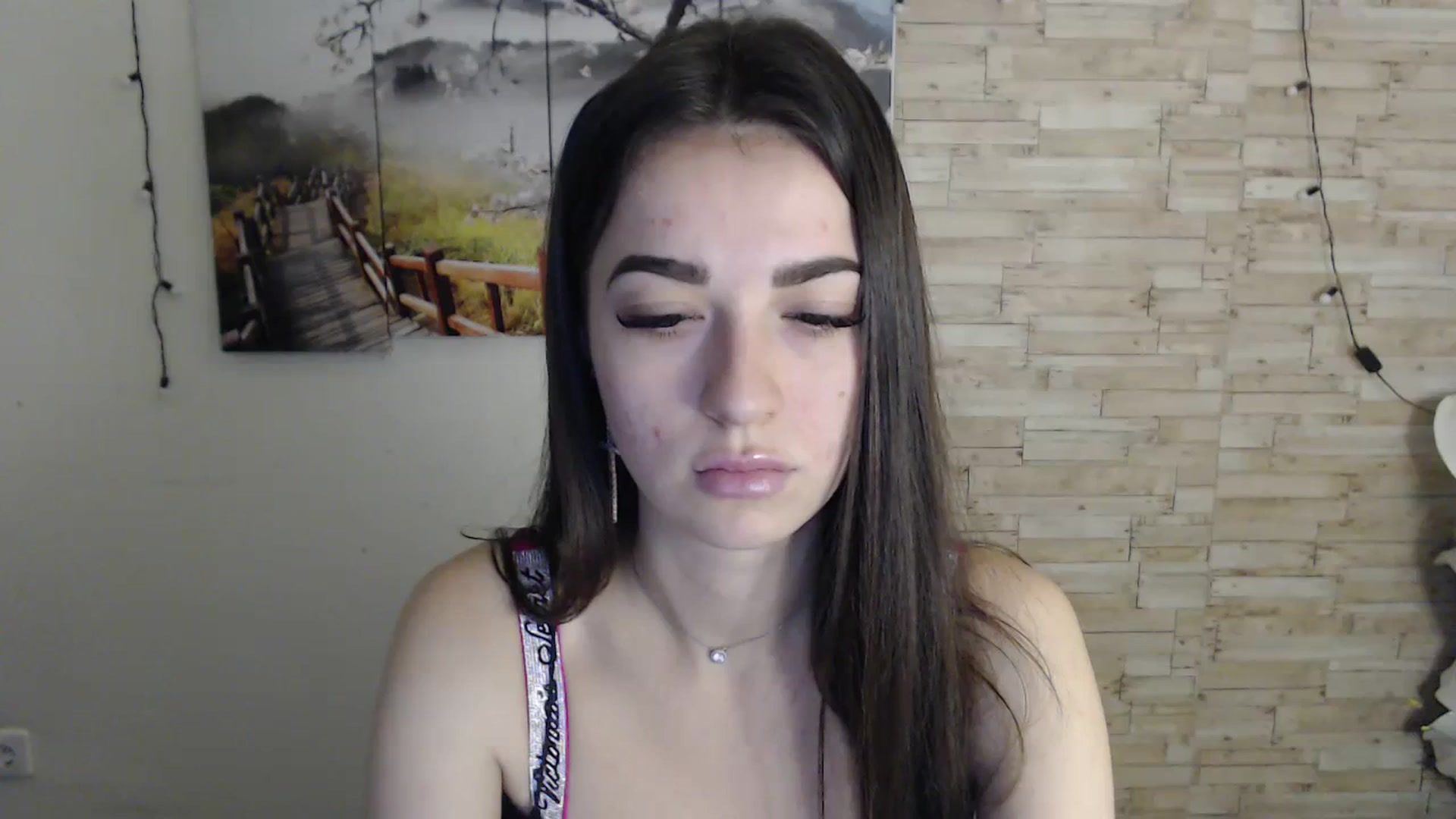 Gallery image thumbnail from Eva_Eldis's myfreecams stream on, 12/13/2023, 16:14 image 18 of 20