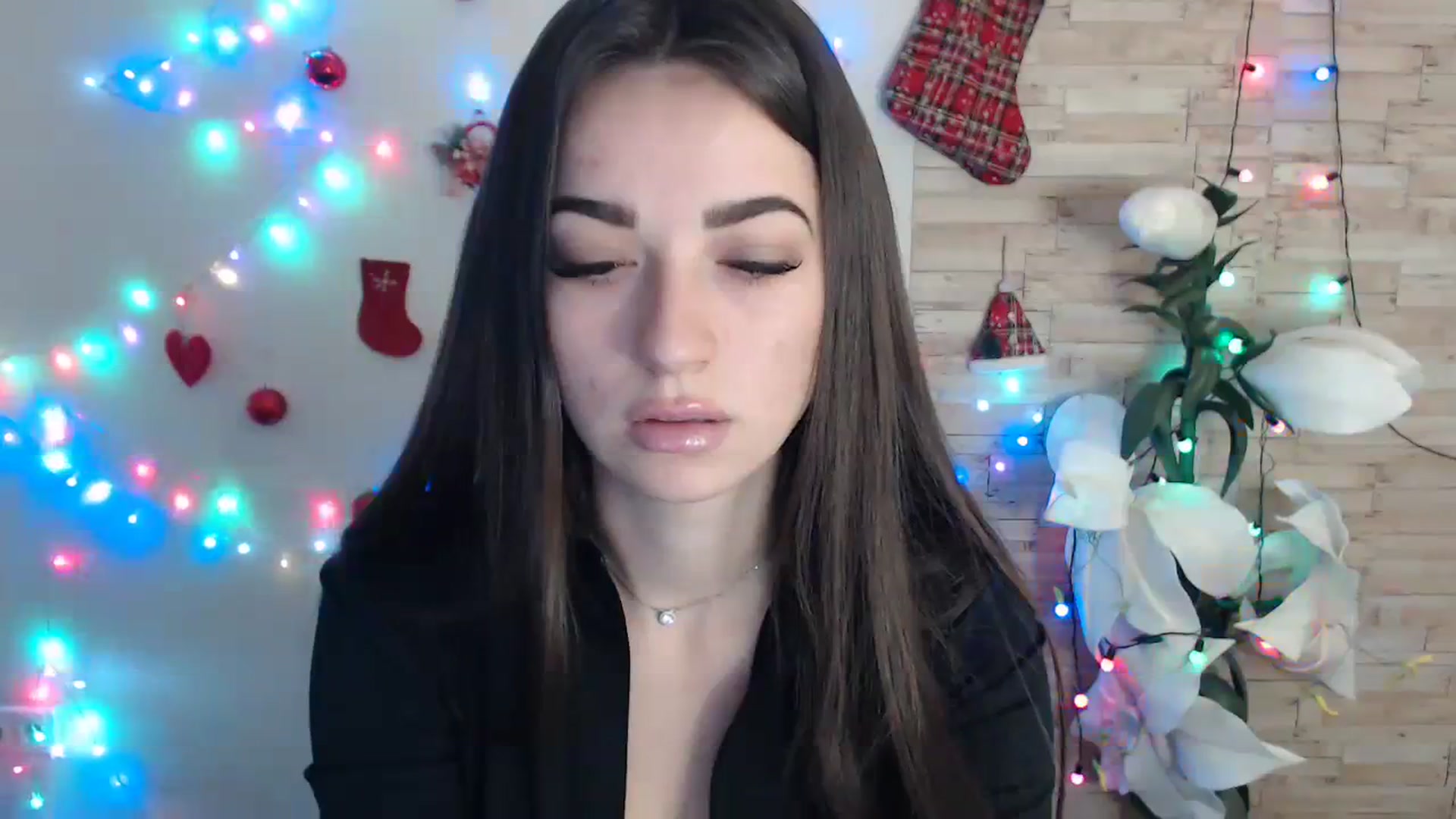 Gallery image thumbnail from Eva_Eldis's myfreecams stream on, 12/14/2023, 17:13 image 7 of 20