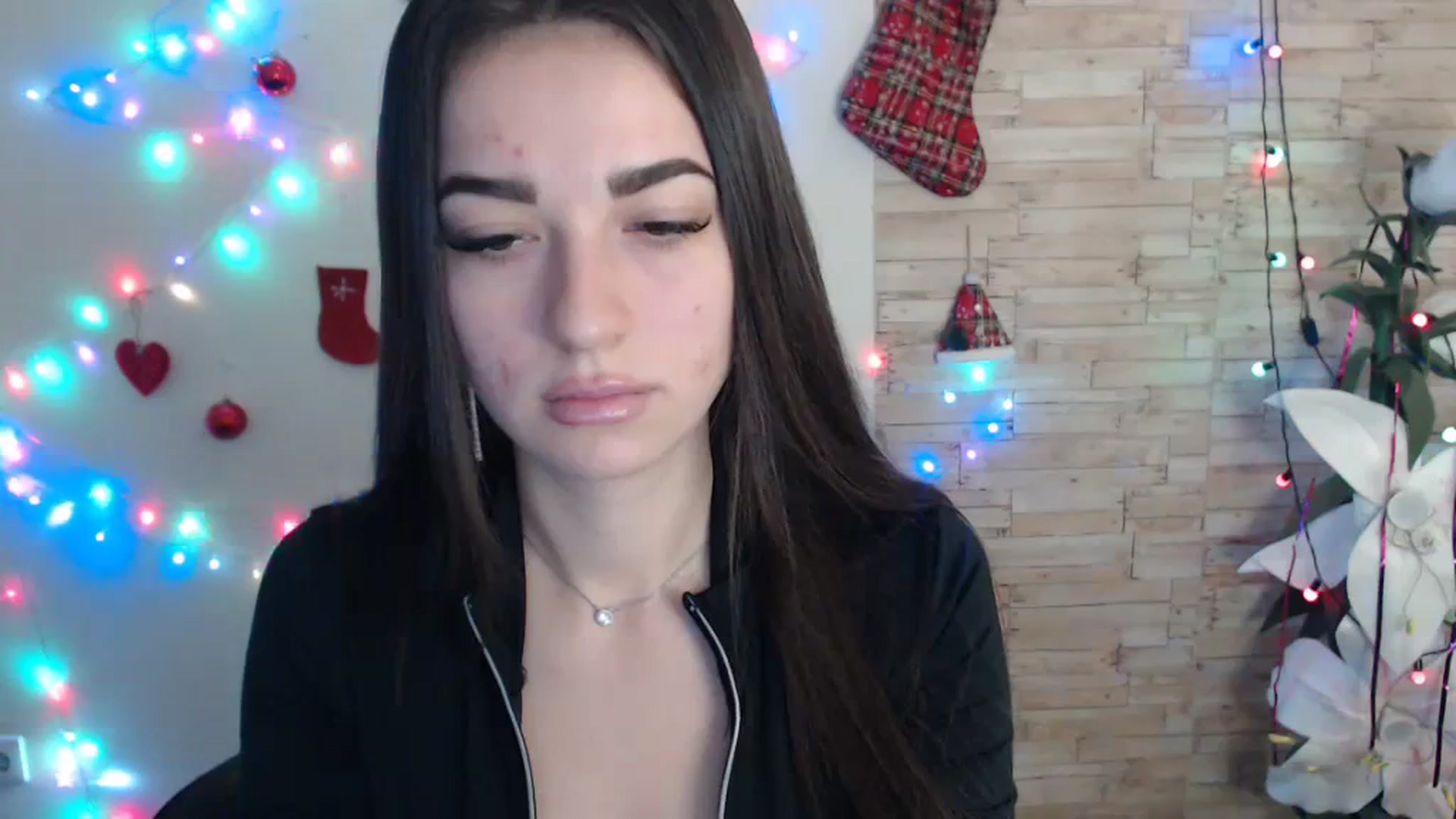 Gallery image thumbnail from Eva_Eldis's myfreecams stream on, 12/22/2023, 17:09 image 4 of 20