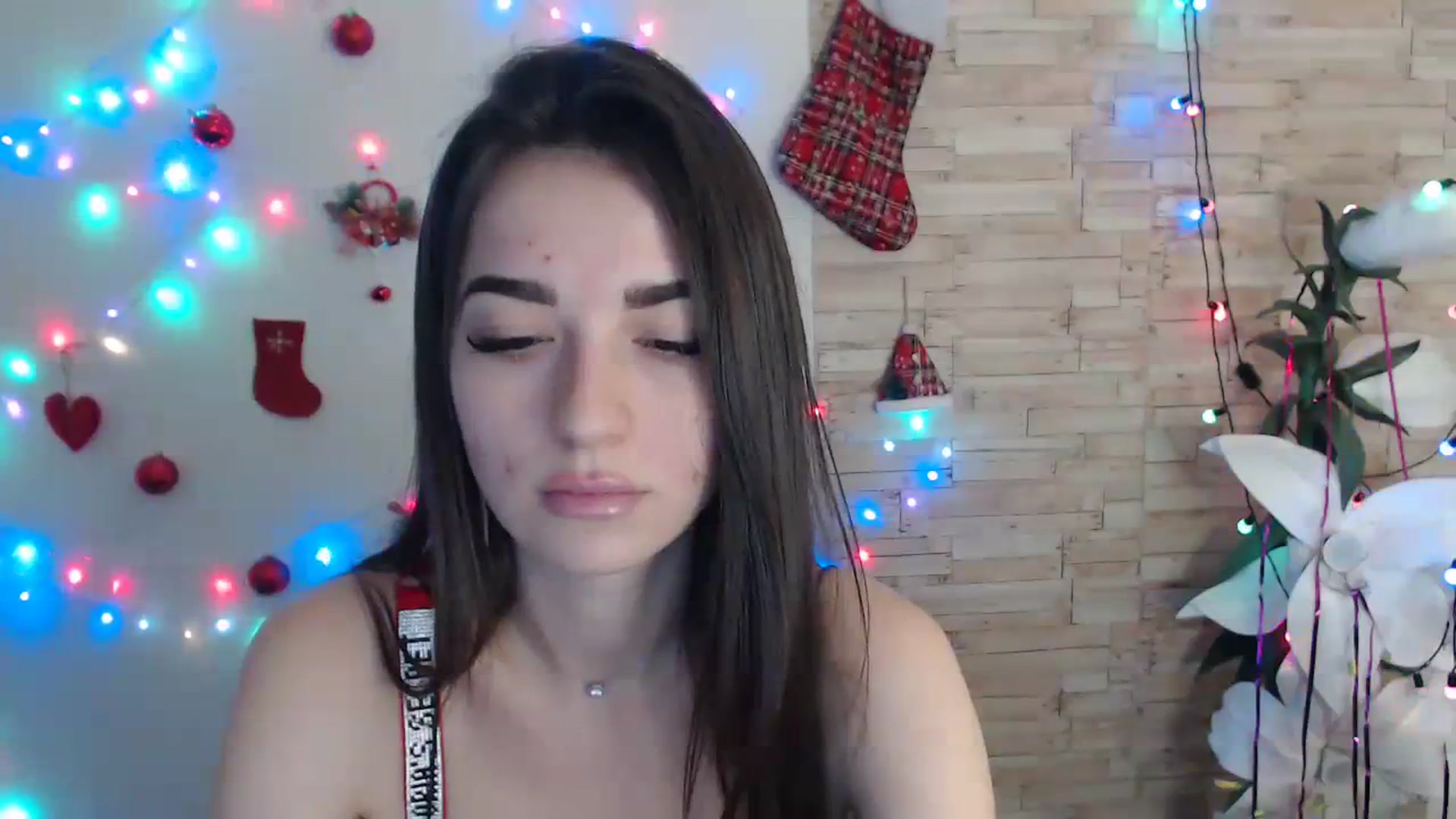Gallery image thumbnail from Eva_Eldis's myfreecams stream on, 12/24/2023, 17:49 image 16 of 20