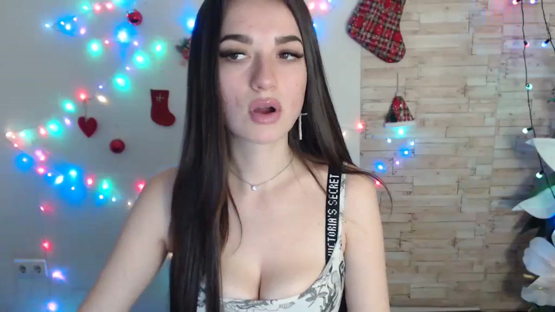 Gallery image thumbnail from Eva_Eldis's myfreecams stream on, 12/28/2023, 15:54 image 6 of 20