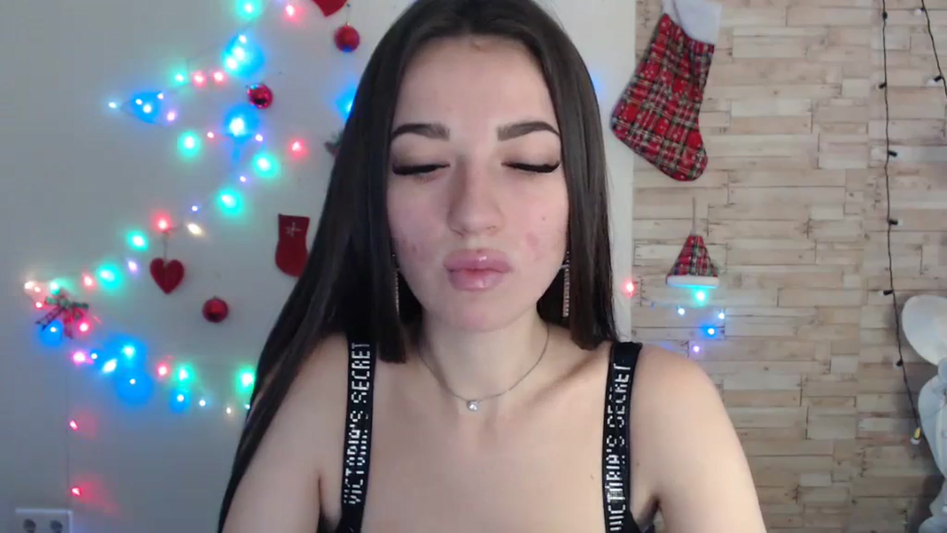Gallery image thumbnail from Eva_Eldis's myfreecams stream on, 01/16/2024, 13:09 image 5 of 20
