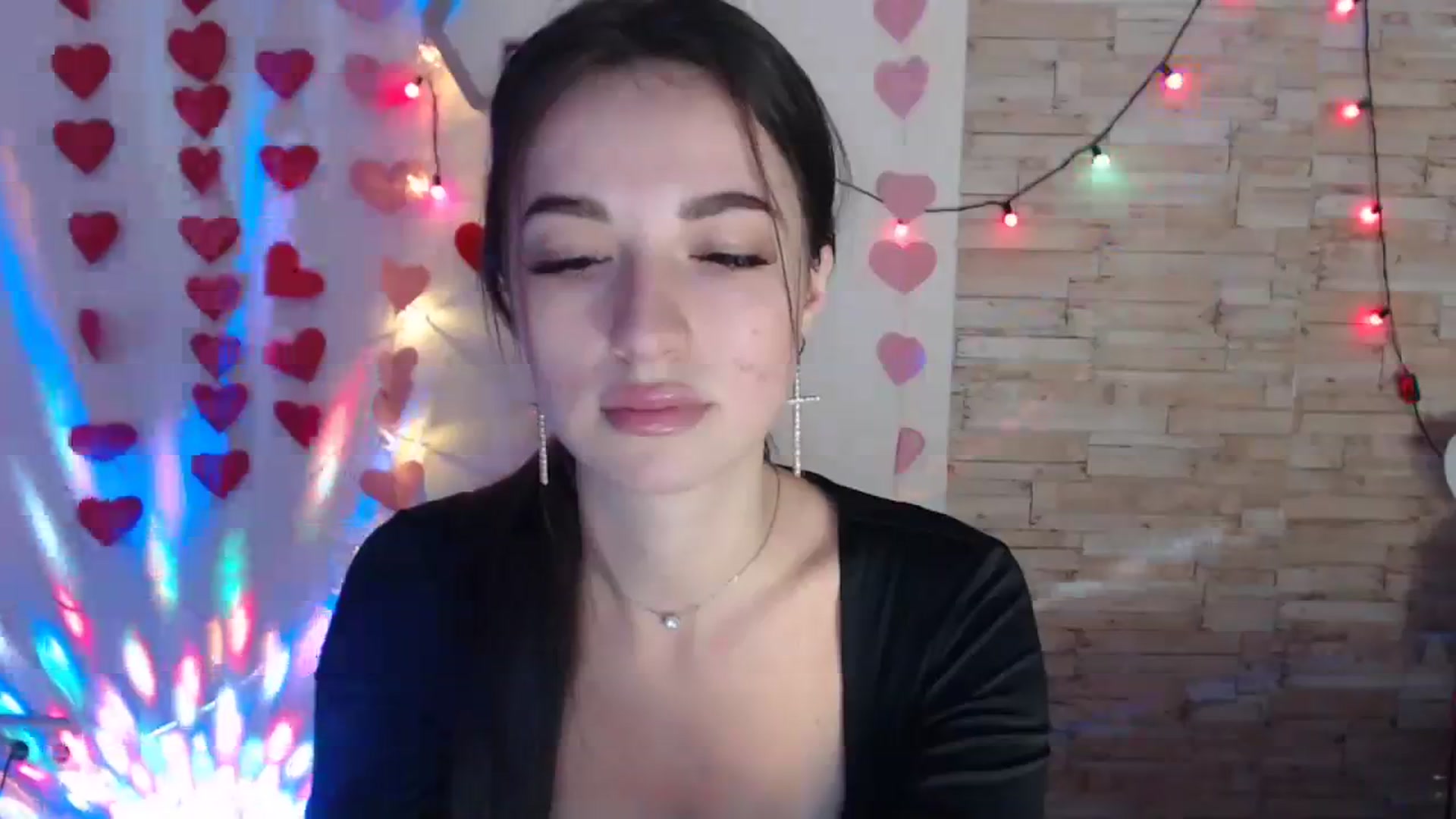 Gallery image thumbnail from Eva_Eldis's myfreecams stream on, 03/05/2024, 18:26 image 10 of 20