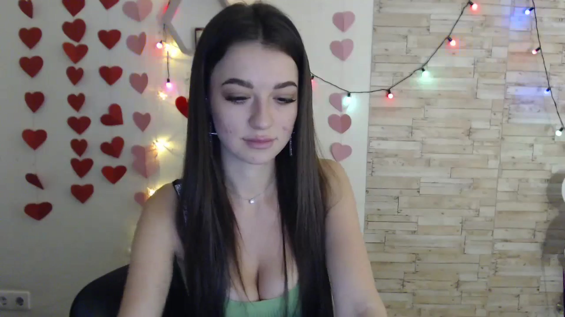 Gallery image thumbnail from Eva_Eldis's myfreecams stream on, 03/07/2024, 15:40 image 19 of 20