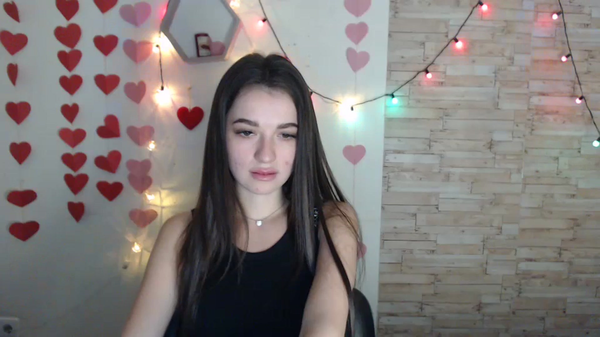 Gallery image thumbnail from Eva_Eldis's myfreecams stream on, 03/08/2024, 16:00 image 3 of 20