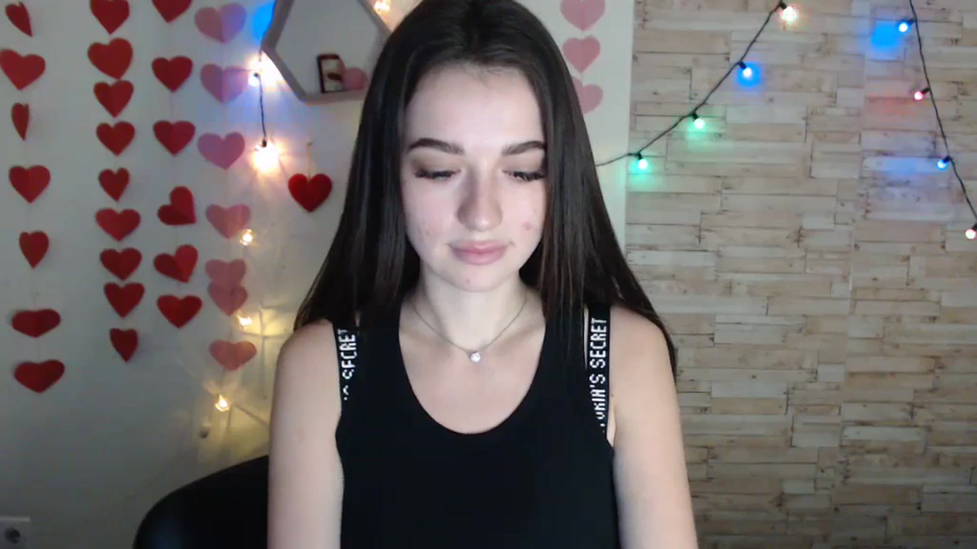 Gallery image thumbnail from Eva_Eldis's myfreecams stream on, 03/08/2024, 16:00 image 20 of 20