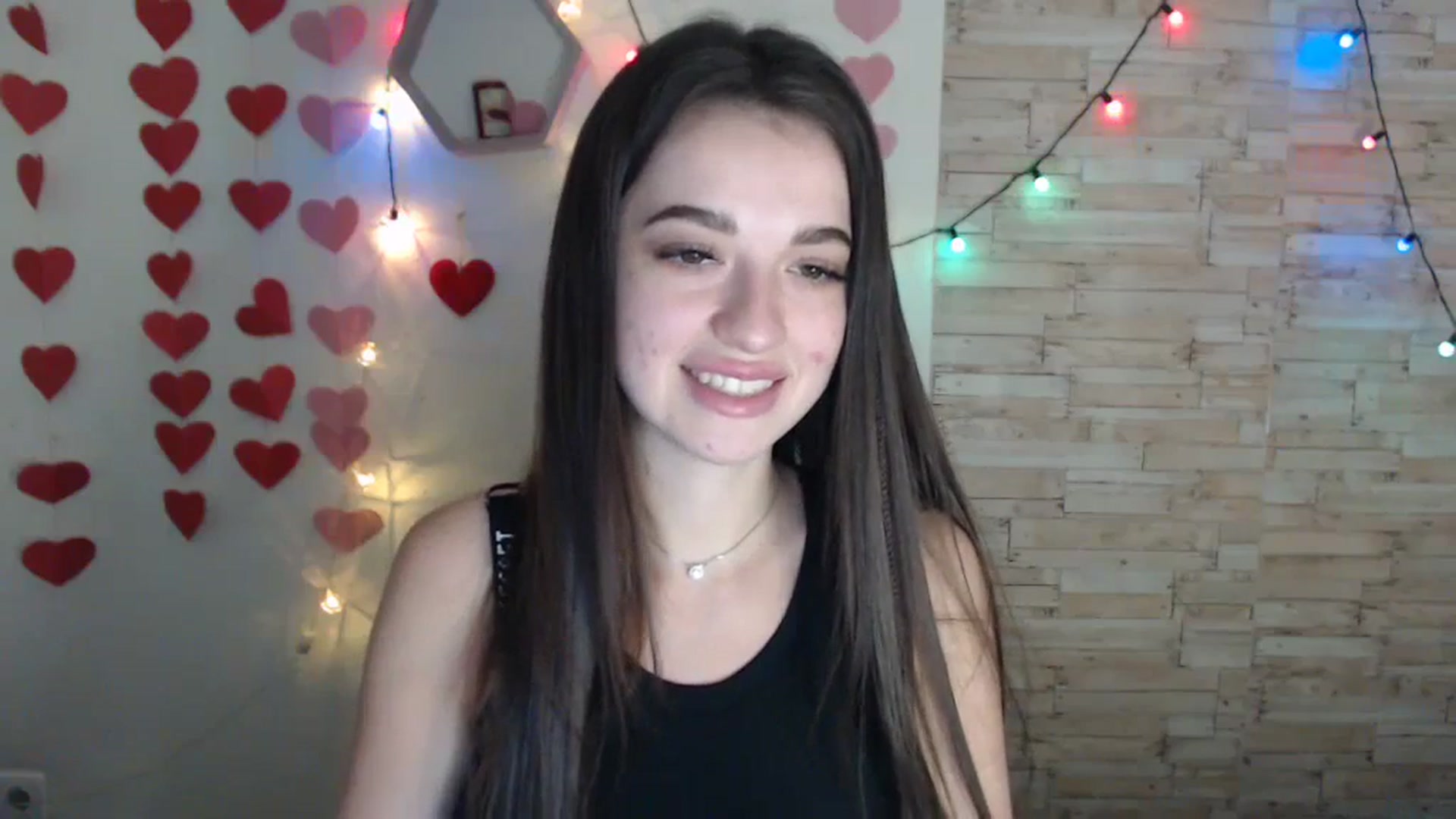 Gallery image thumbnail from Eva_Eldis's myfreecams stream on, 03/08/2024, 16:00 image 5 of 20