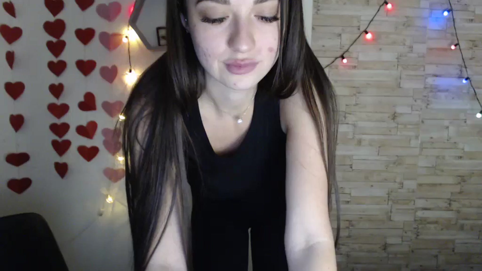 Gallery image thumbnail from Eva_Eldis's myfreecams stream on, 03/08/2024, 16:00 image 17 of 20