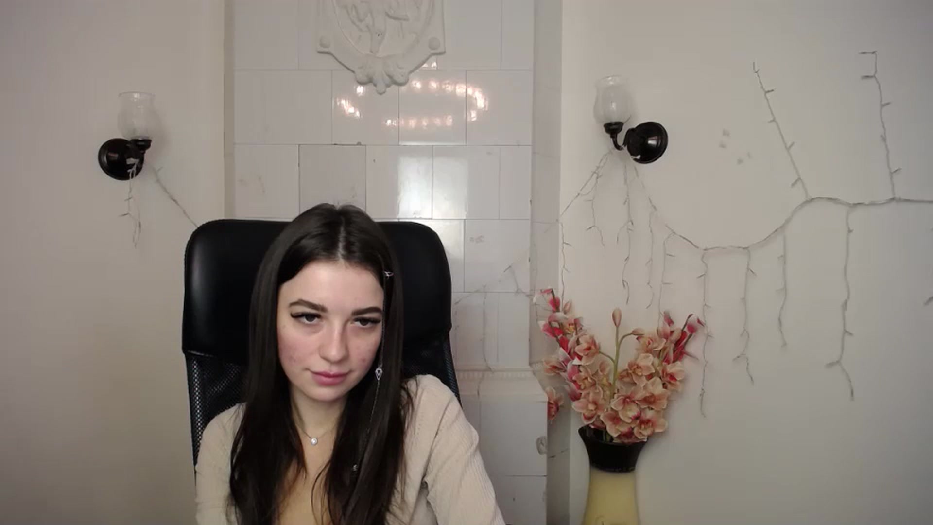 Gallery image thumbnail from Eva_Eldis's myfreecams stream on, 03/20/2024, 13:31 image 11 of 20