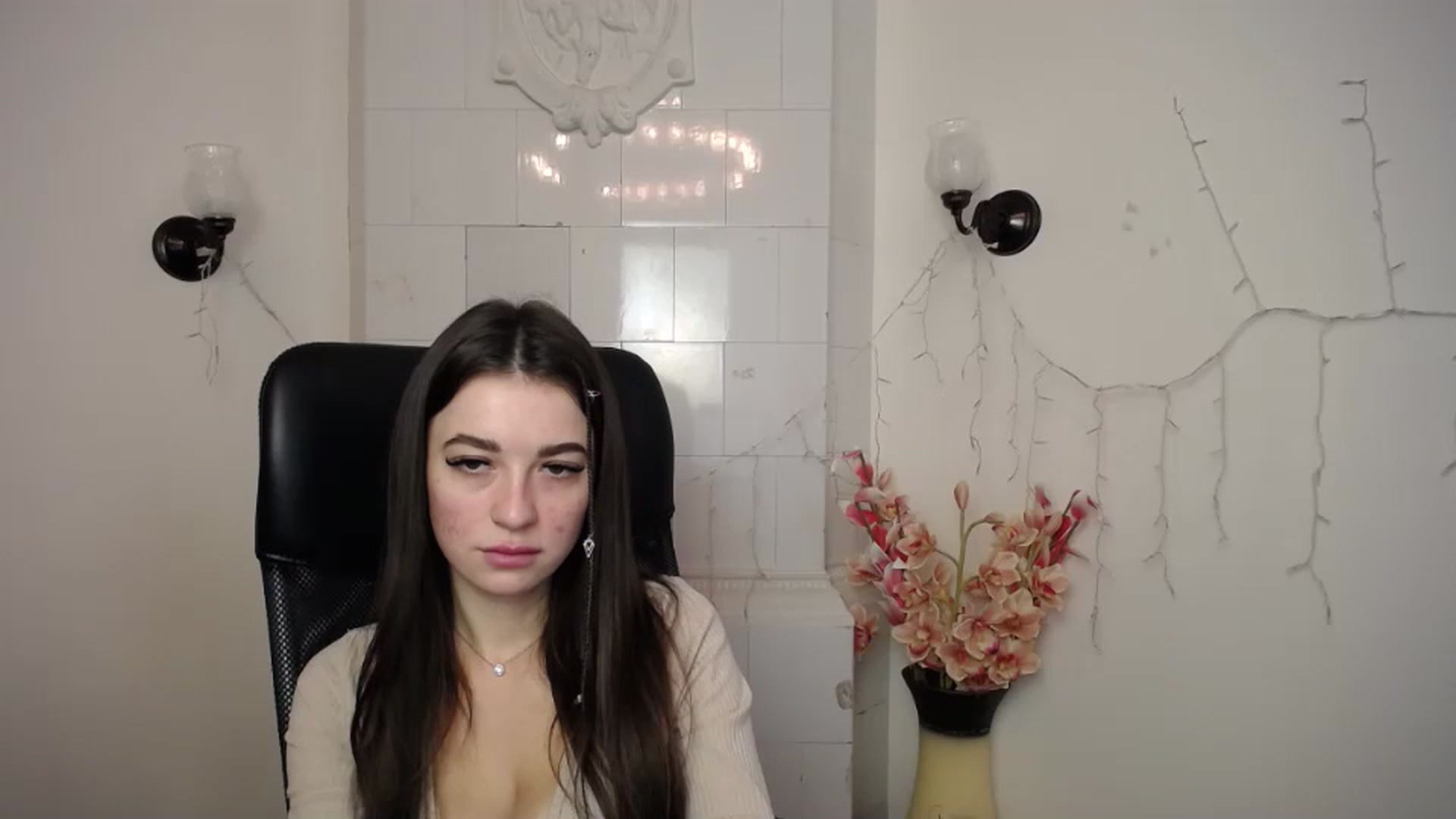 Gallery image thumbnail from Eva_Eldis's myfreecams stream on, 03/20/2024, 13:31 image 10 of 20