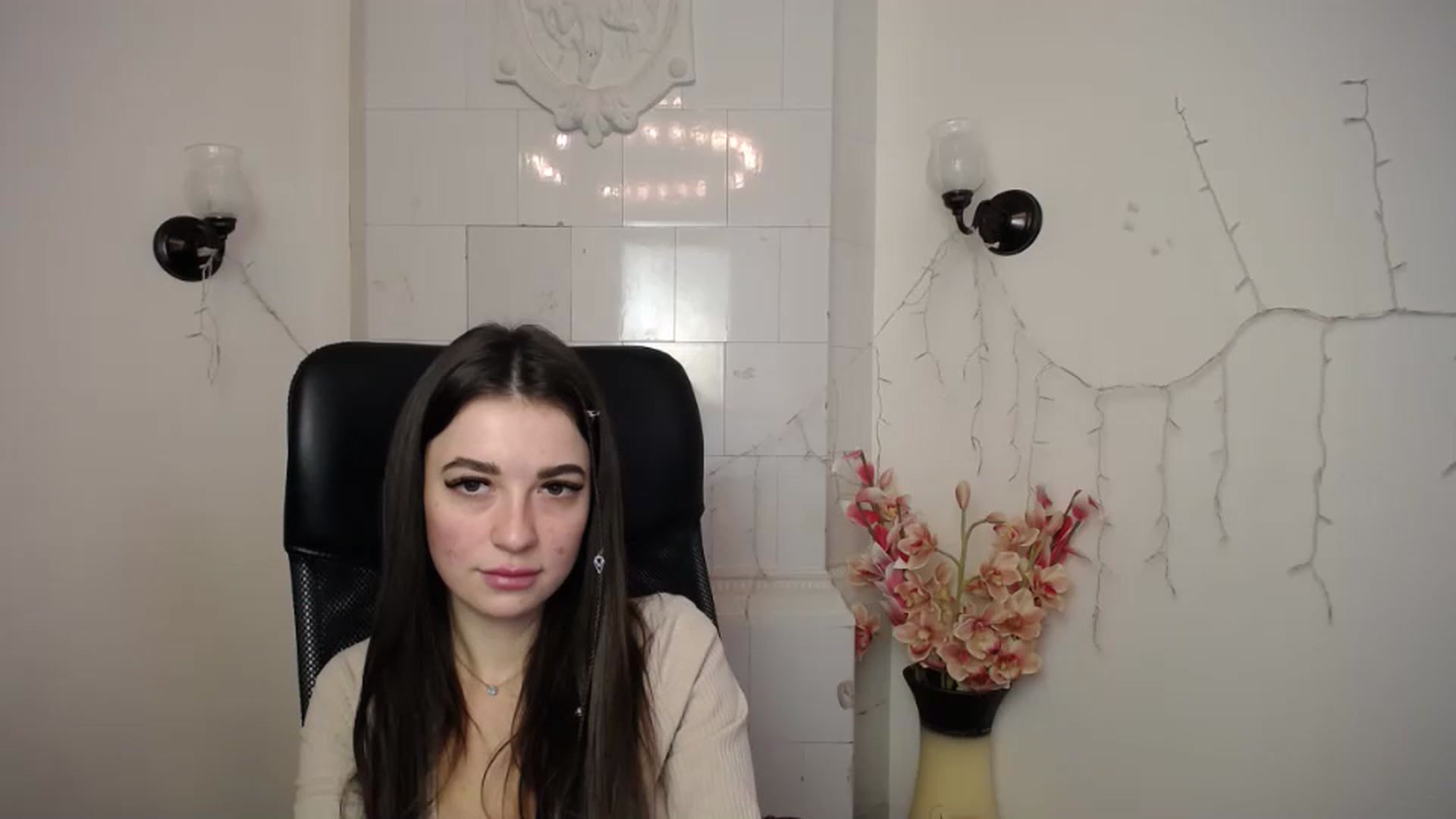 Gallery image thumbnail from Eva_Eldis's myfreecams stream on, 03/20/2024, 13:31 image 12 of 20