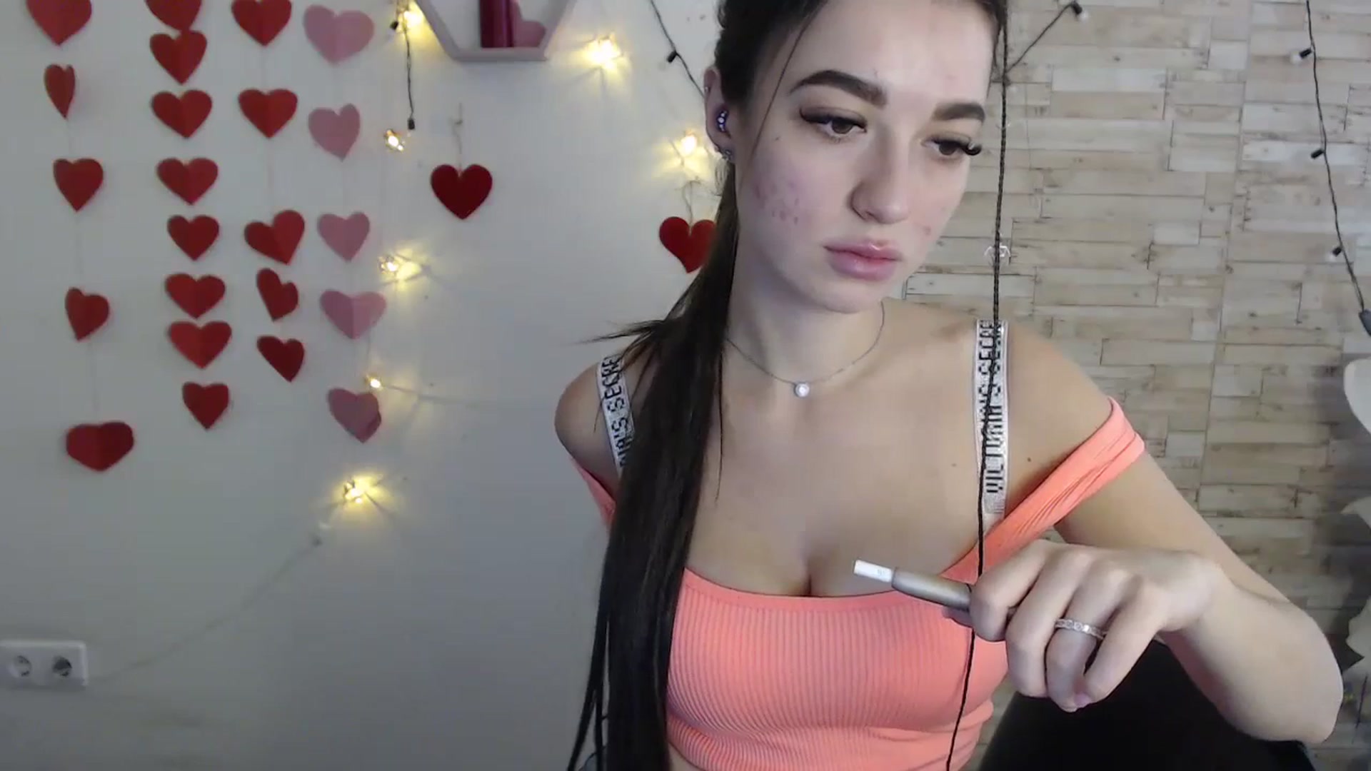 Gallery image thumbnail from Eva_Eldis's myfreecams stream on, 03/24/2024, 13:24 image 5 of 20