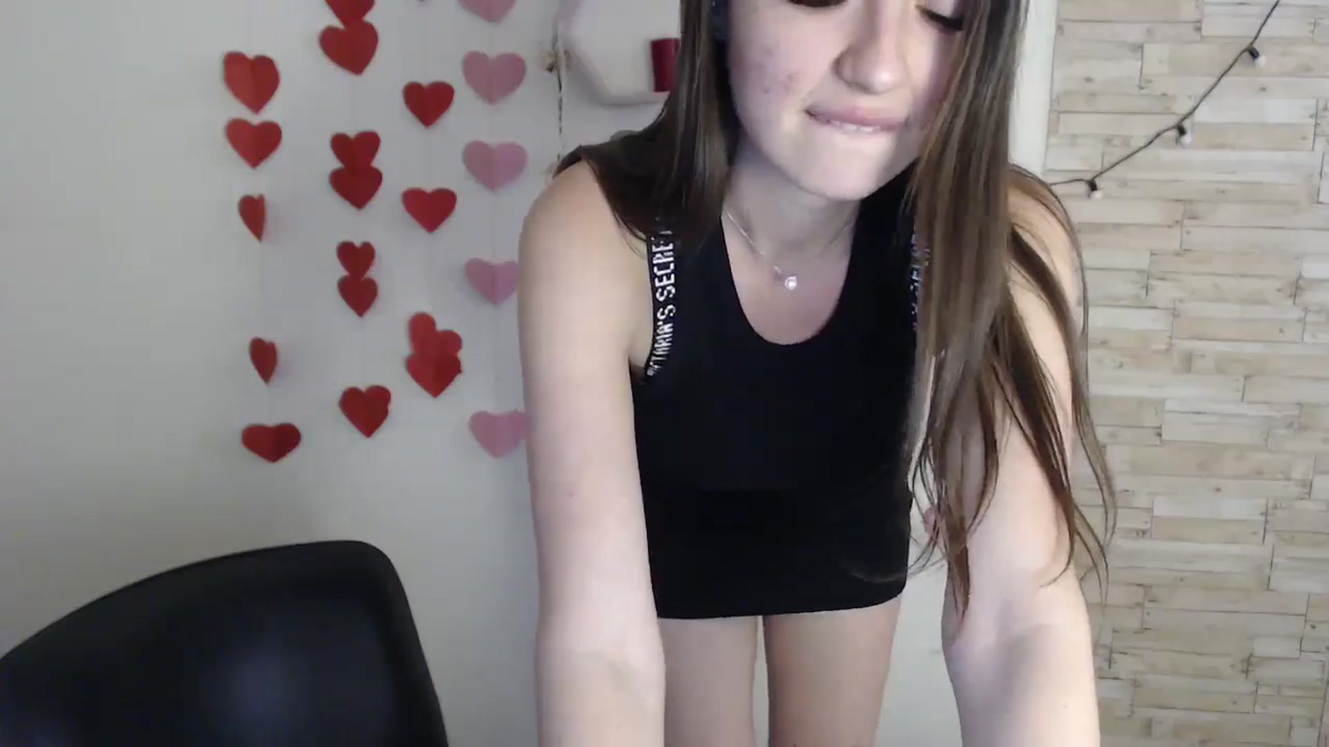 Gallery image thumbnail from Eva_Eldis's myfreecams stream on, 05/24/2024, 14:28 image 8 of 20
