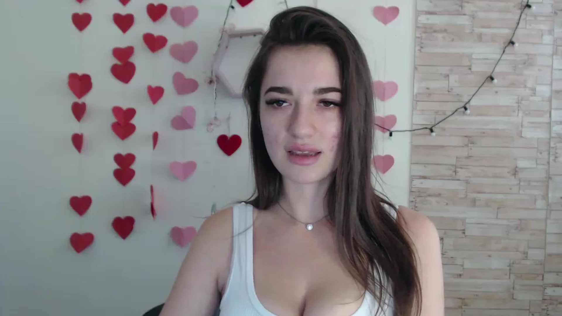 Gallery image thumbnail from Eva_Eldis's myfreecams stream on, 05/30/2024, 10:20 image 17 of 20