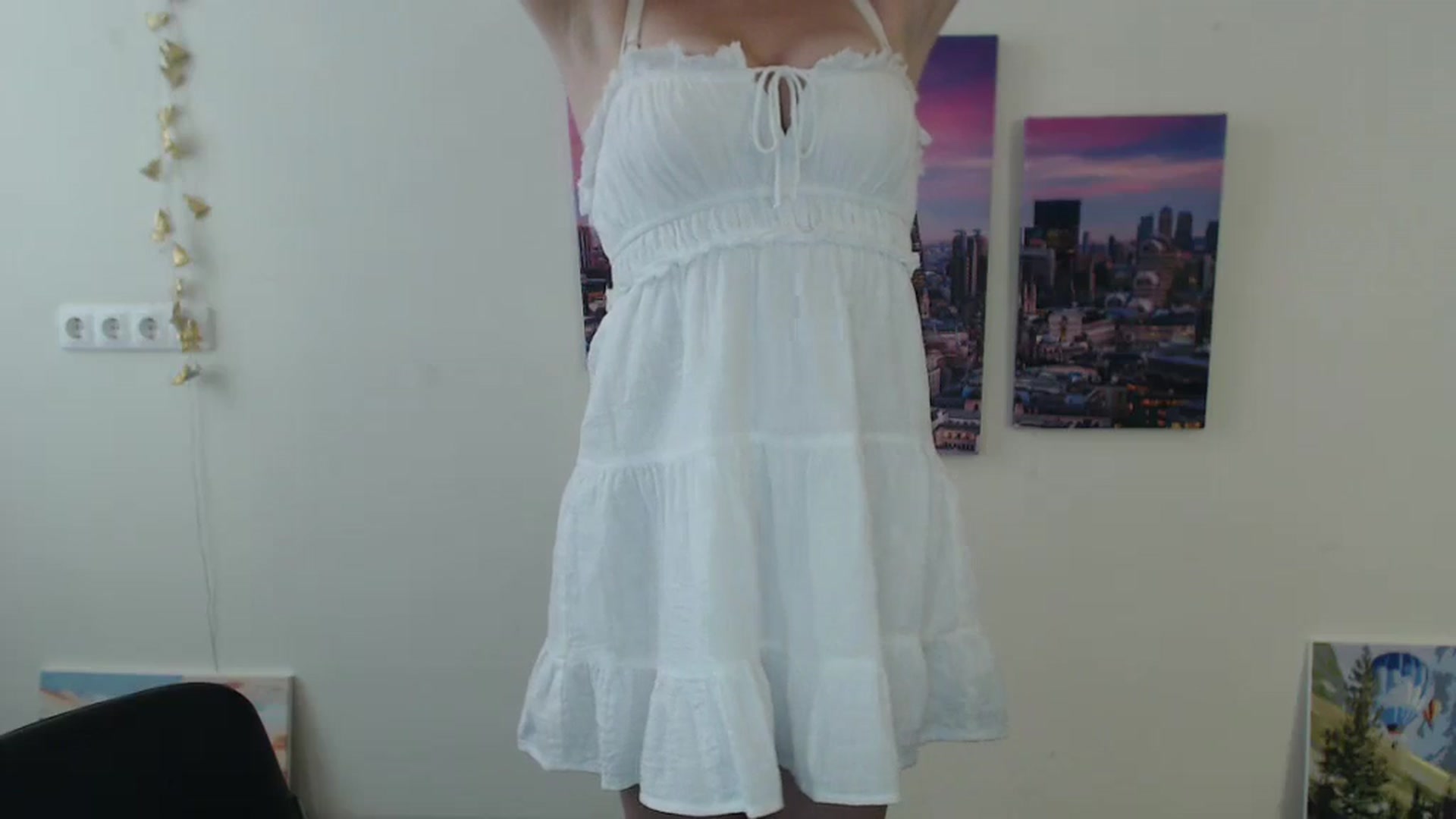 Gallery image thumbnail from Eva_Eldis's myfreecams stream on, 06/03/2024, 10:51 image 20 of 20