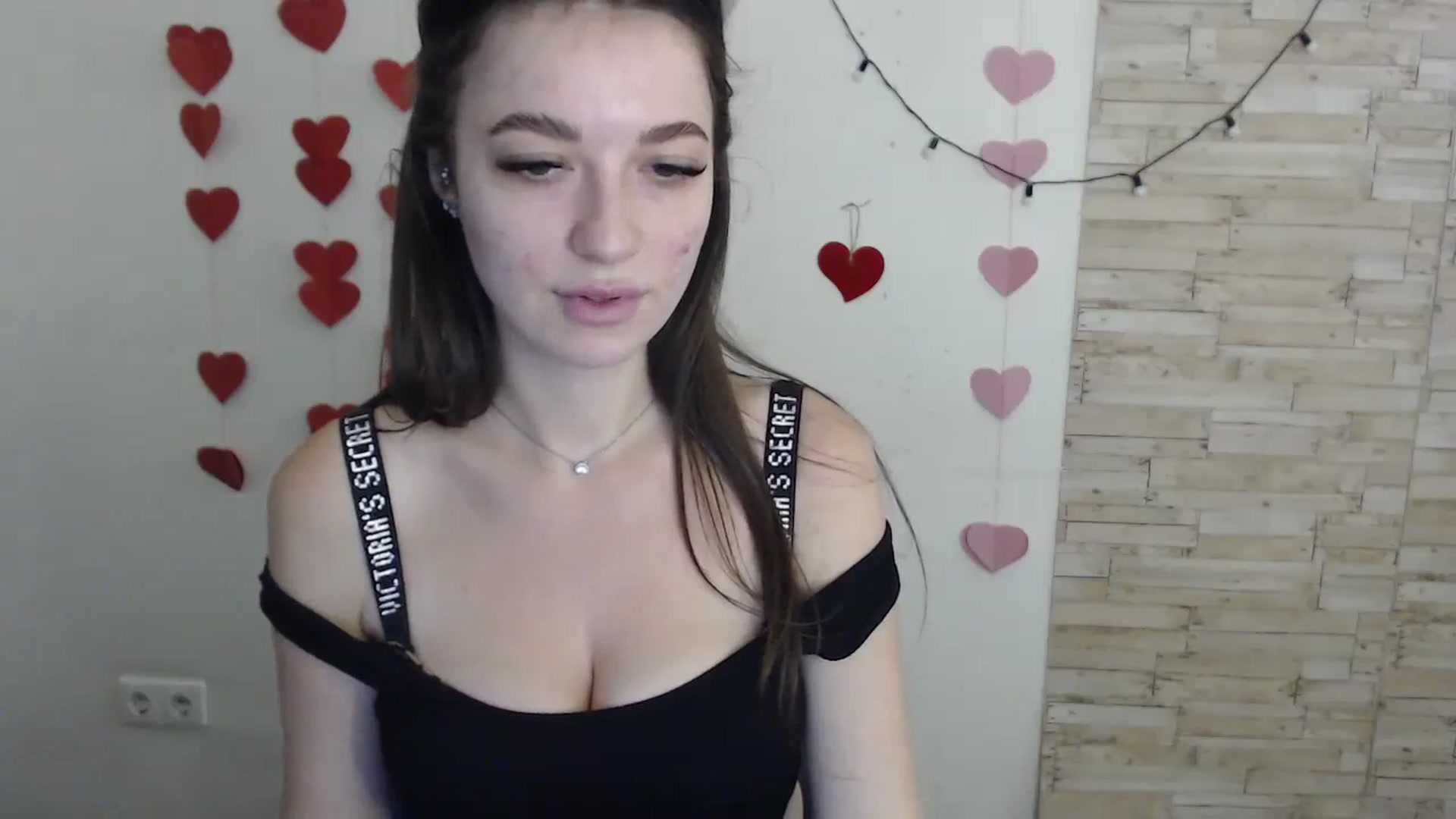 Gallery image thumbnail from Eva_Eldis's myfreecams stream on, 06/04/2024, 10:53 image 17 of 20
