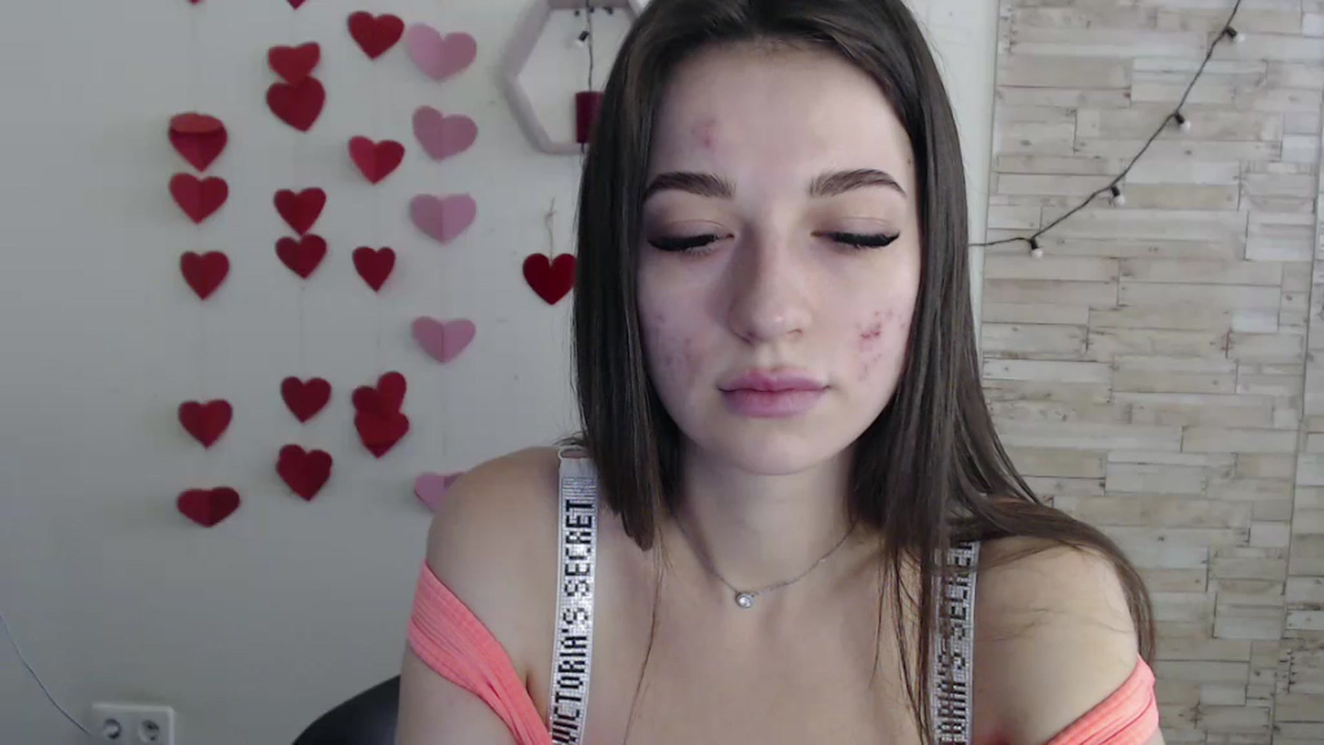 Gallery image thumbnail from Eva_Eldis's myfreecams stream on, 06/06/2024, 10:17 image 12 of 20