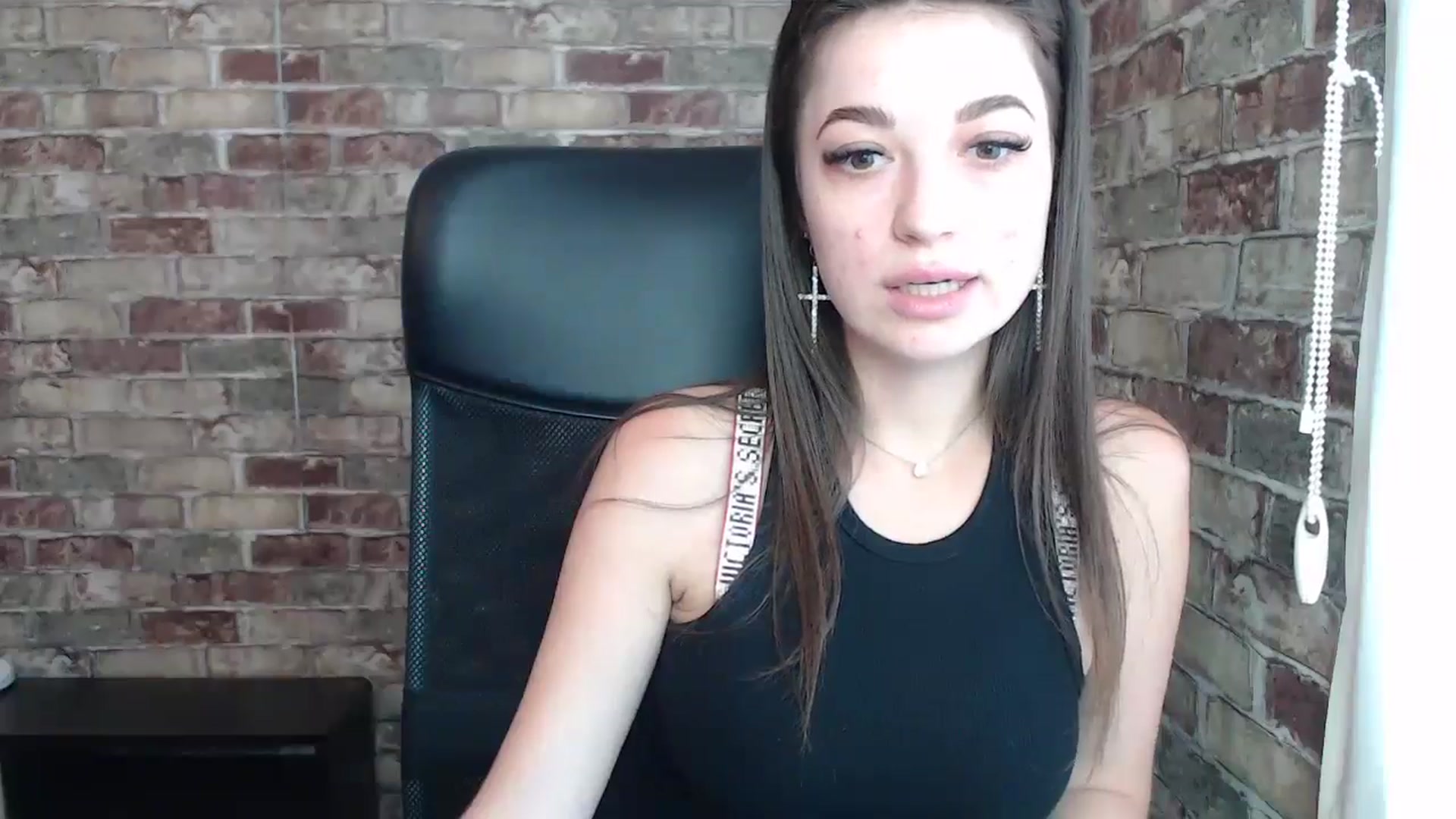 Gallery image thumbnail from Eva_Eldis's myfreecams stream on, 06/27/2024, 09:35 image 9 of 20