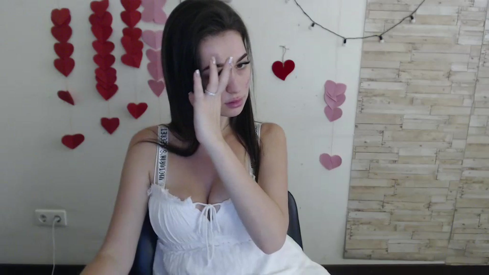 Gallery image thumbnail from Eva_Eldis's myfreecams stream on, 07/01/2024, 12:07 image 17 of 20