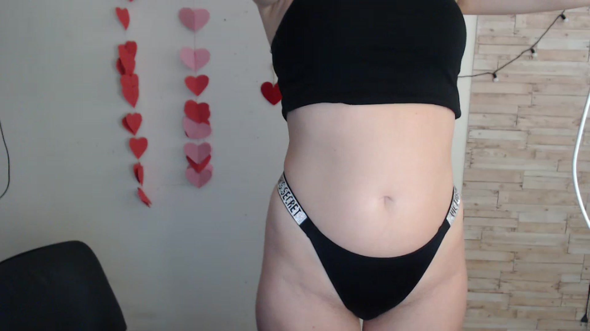 Gallery image thumbnail from Eva_Eldis's myfreecams stream on, 07/16/2024, 15:35 image 12 of 20