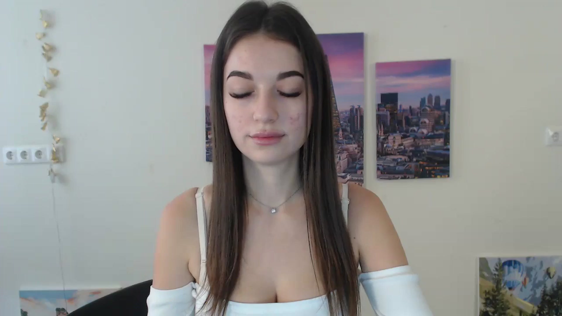 Gallery image thumbnail from Eva_Eldis's myfreecams stream on, 08/29/2024, 10:00 image 9 of 20