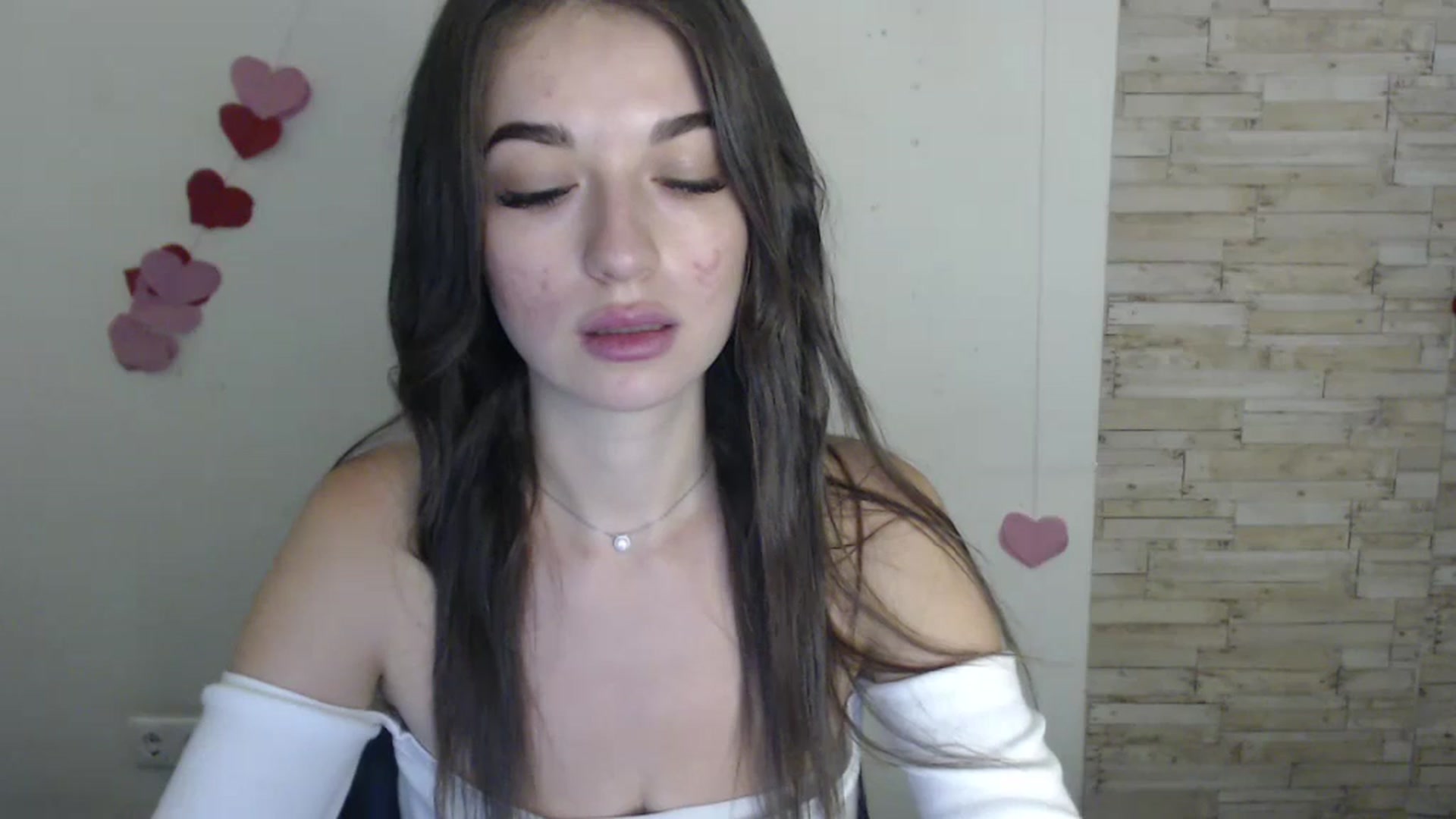 Gallery image thumbnail from Eva_Eldis's myfreecams stream on, 09/05/2024, 15:00 image 16 of 20