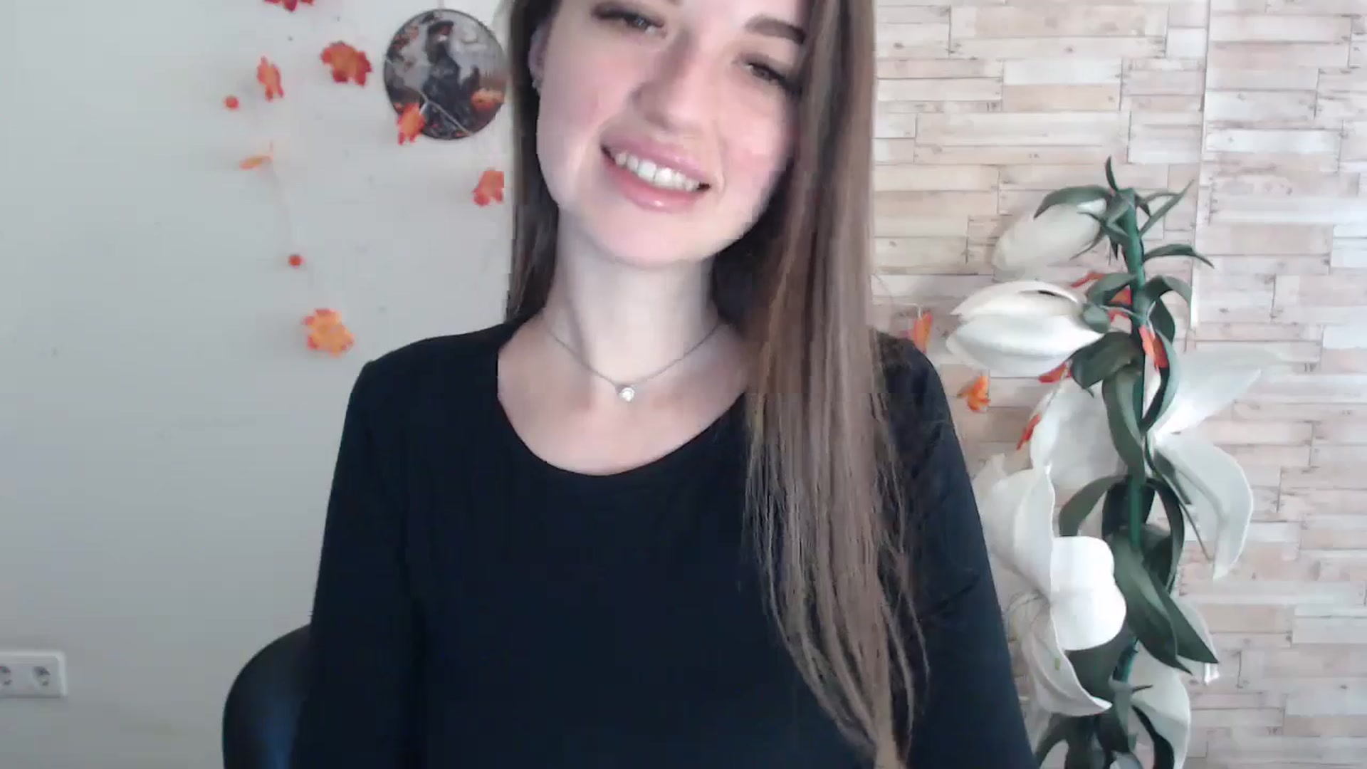 Gallery image thumbnail from Eva_Eldis's myfreecams stream on, 09/21/2024, 10:23 image 16 of 20