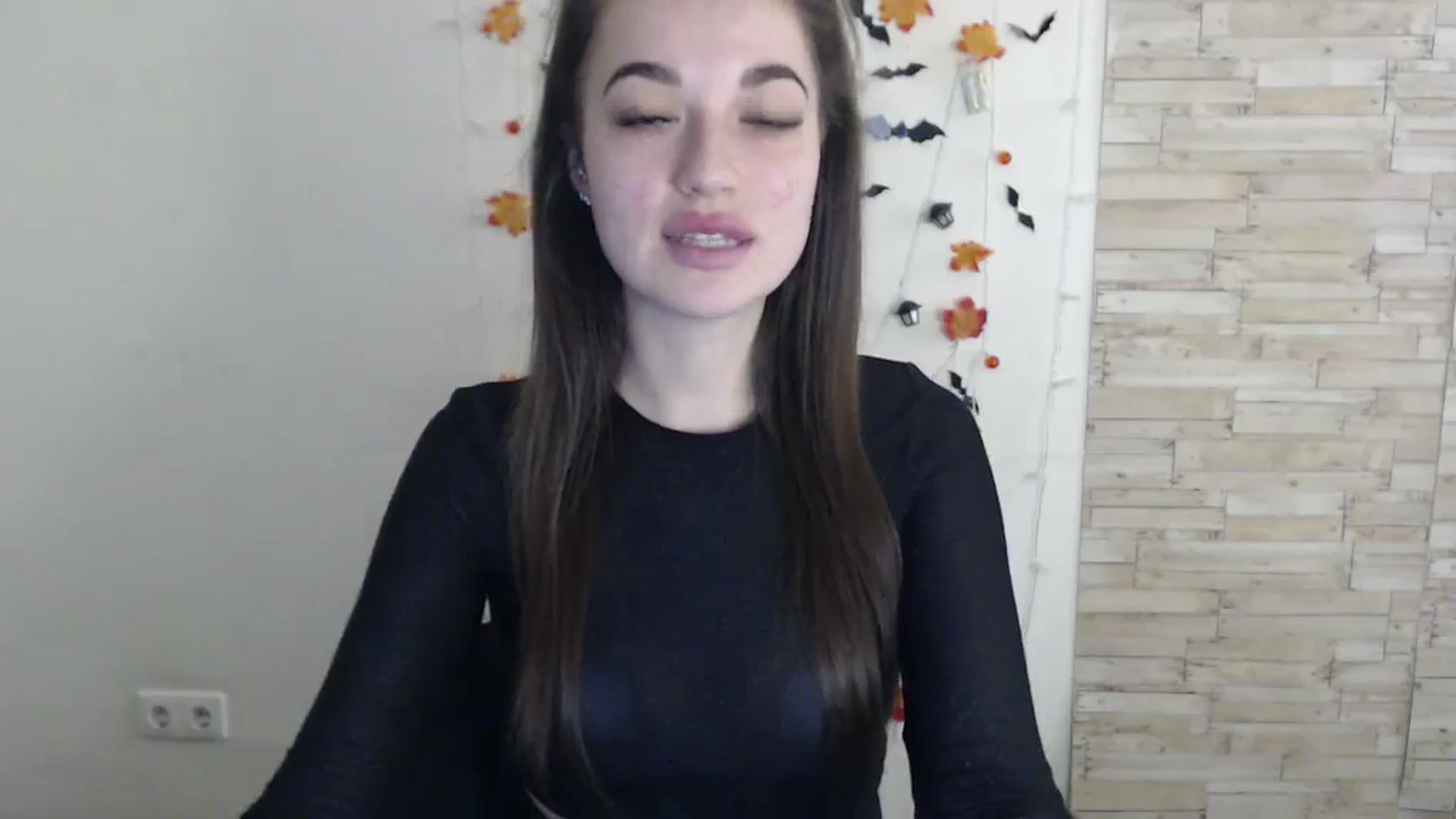 Gallery image thumbnail from Eva_Eldis's myfreecams stream on, 10/29/2024, 12:25 image 9 of 20