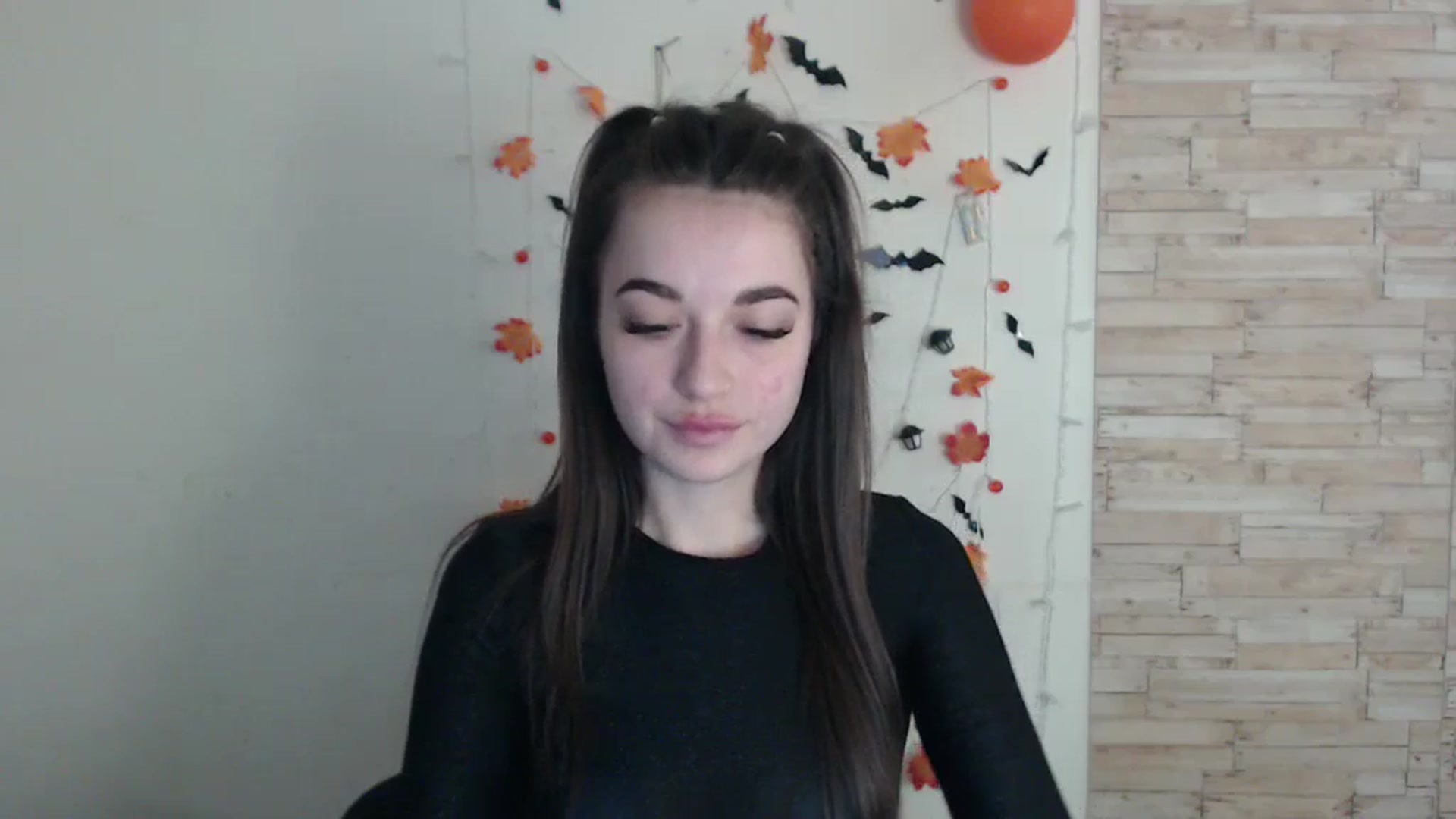 Gallery image thumbnail from Eva_Eldis's myfreecams stream on, 10/29/2024, 13:42 image 2 of 20