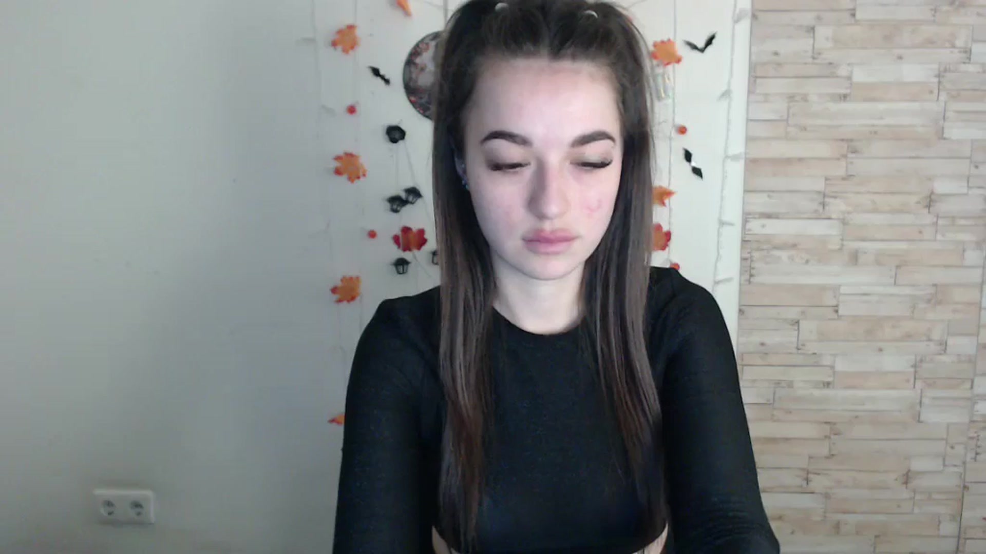 Gallery image thumbnail from Eva_Eldis's myfreecams stream on, 10/29/2024, 13:42 image 15 of 20