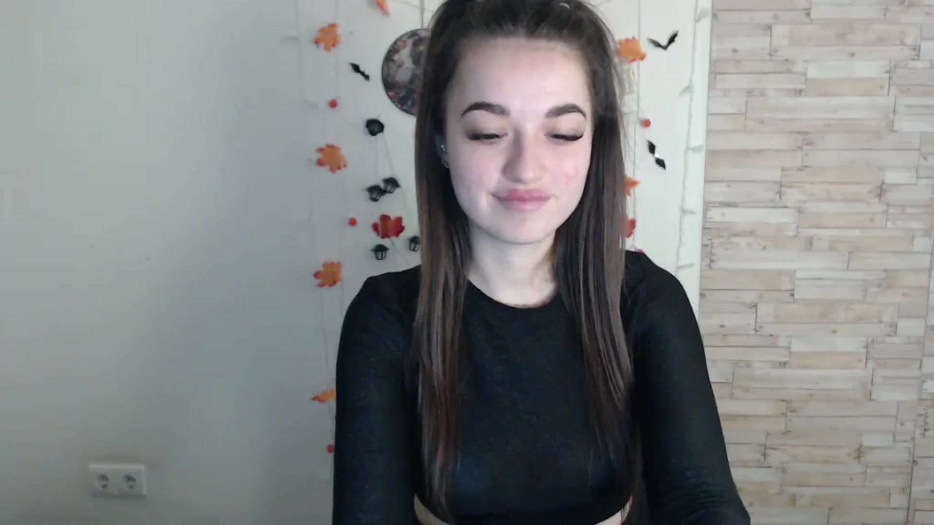 Gallery image thumbnail from Eva_Eldis's myfreecams stream on, 10/29/2024, 13:42 image 14 of 20