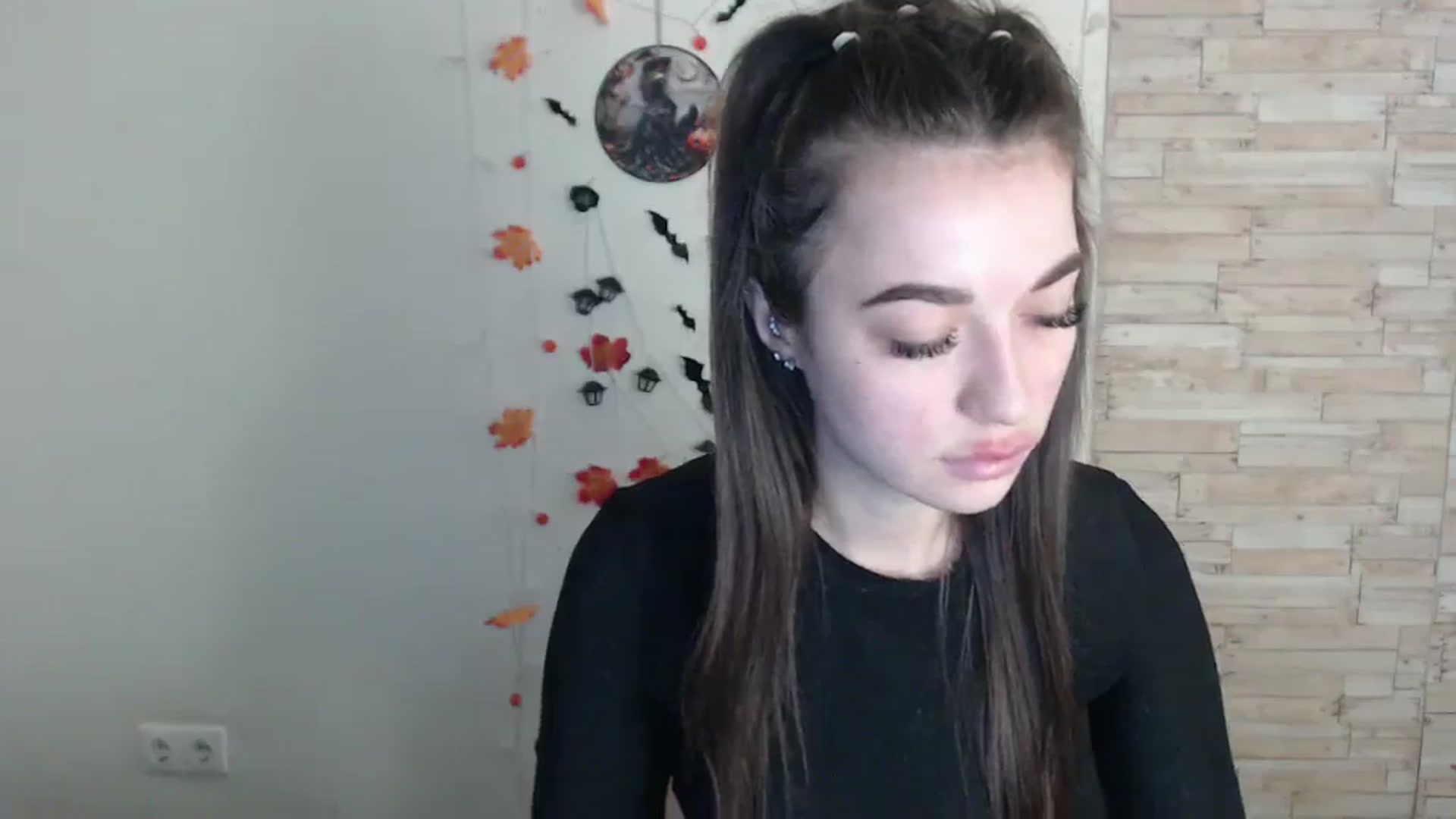 Gallery image thumbnail from Eva_Eldis's myfreecams stream on, 10/29/2024, 13:42 image 20 of 20